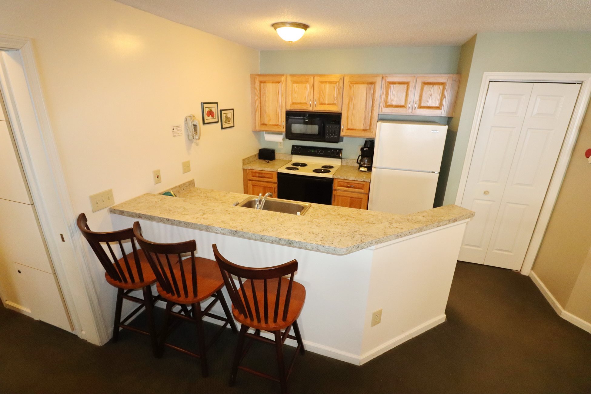 156 Deer Park Drive Unit: 128T D