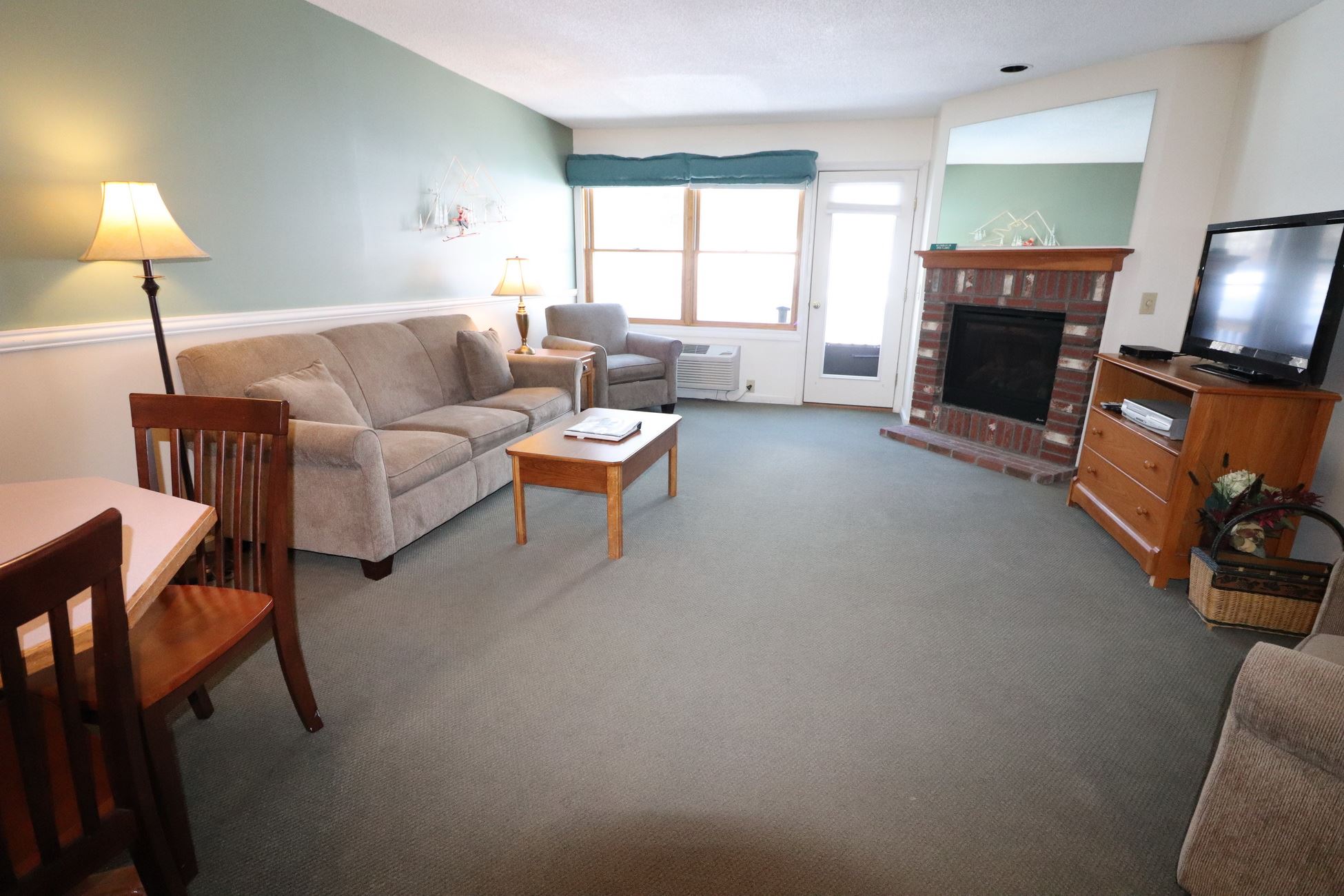 156 Deer Park Drive Unit: 128T D