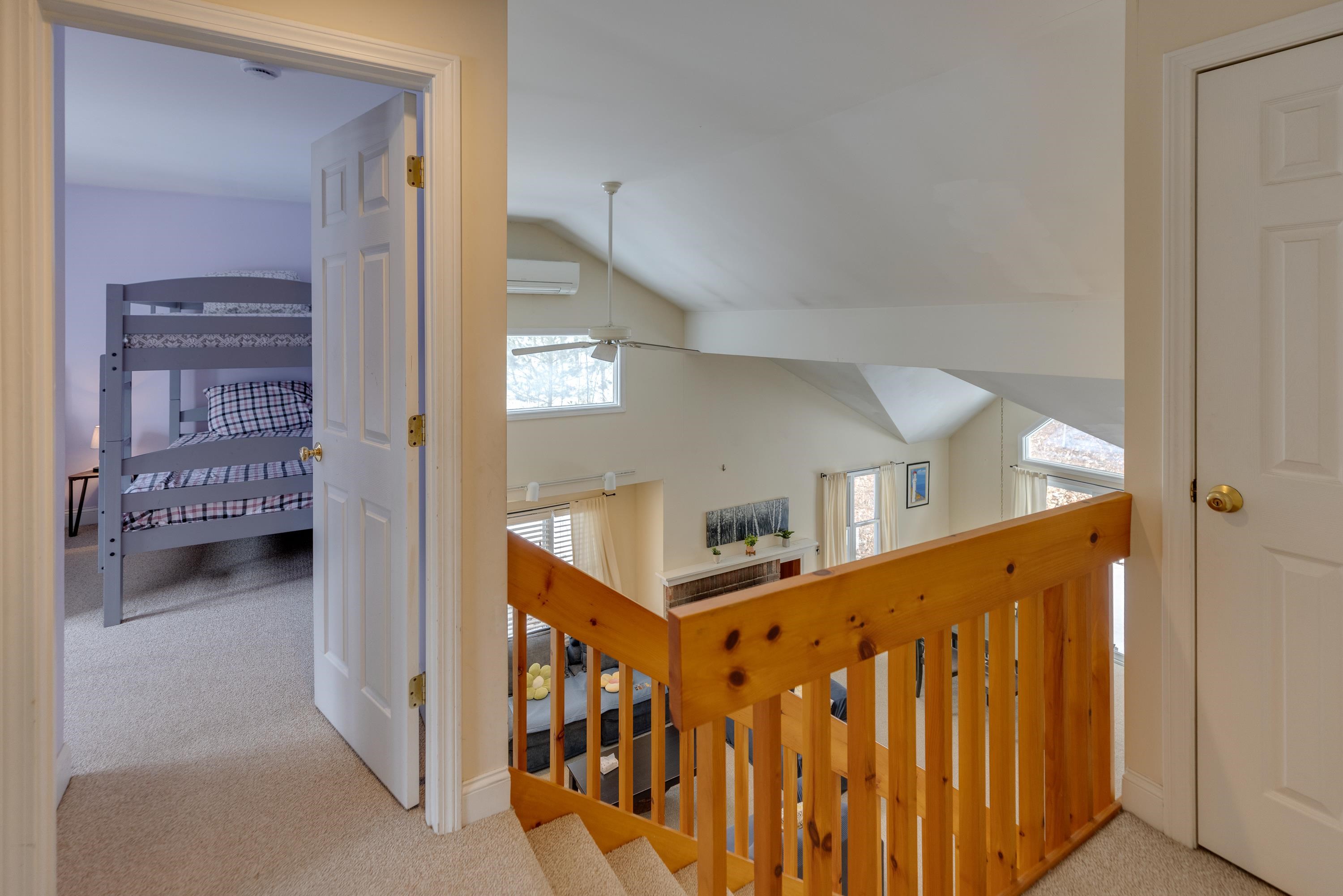 5 Hillside Circle Unit: 1