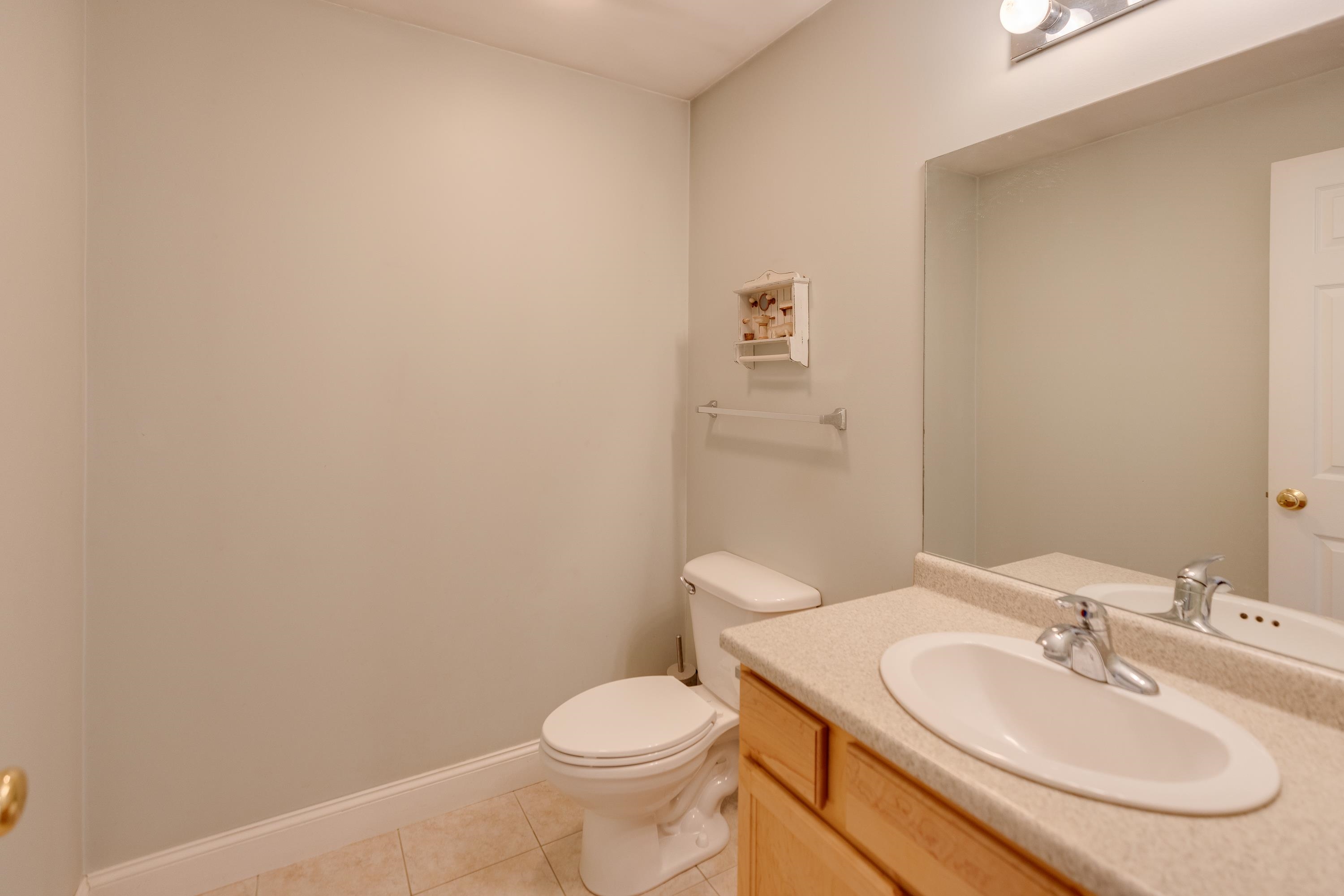 5 Hillside Circle Unit: 1