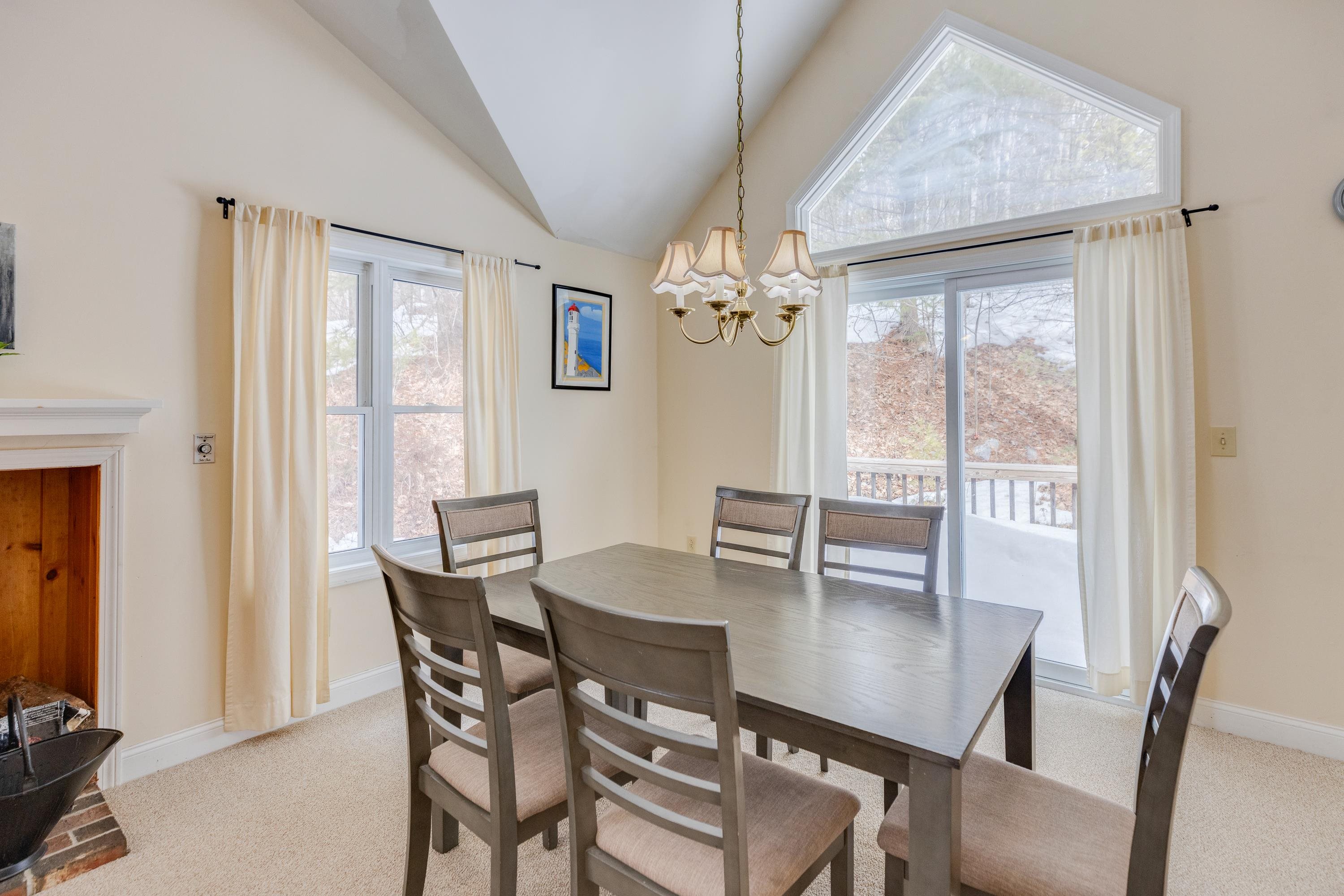 5 Hillside Circle Unit: 1