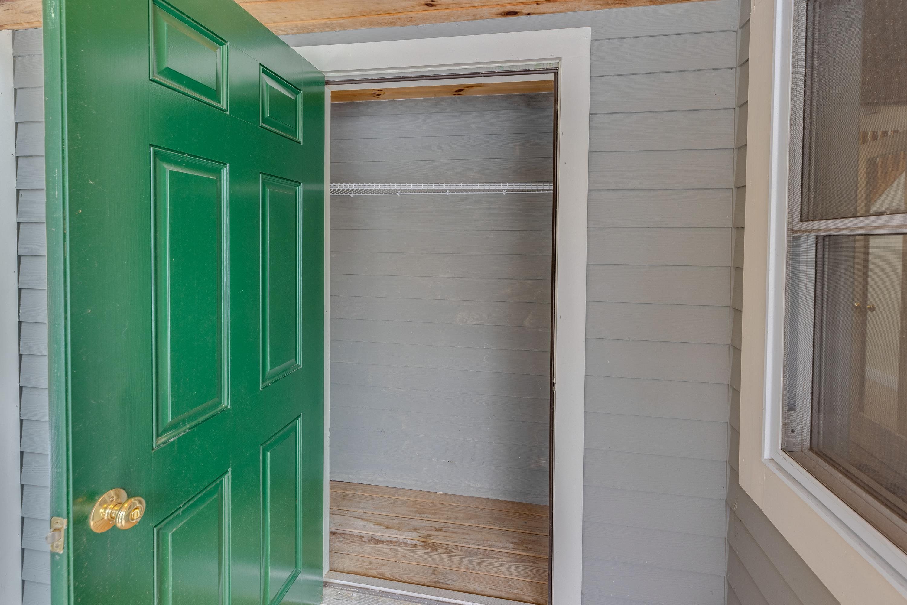 5 Hillside Circle Unit: 1