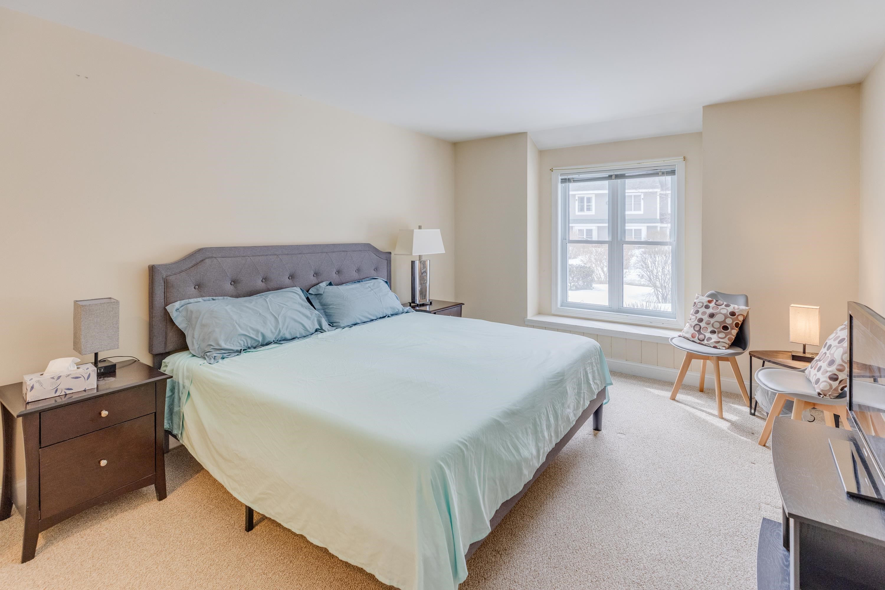 5 Hillside Circle Unit: 1