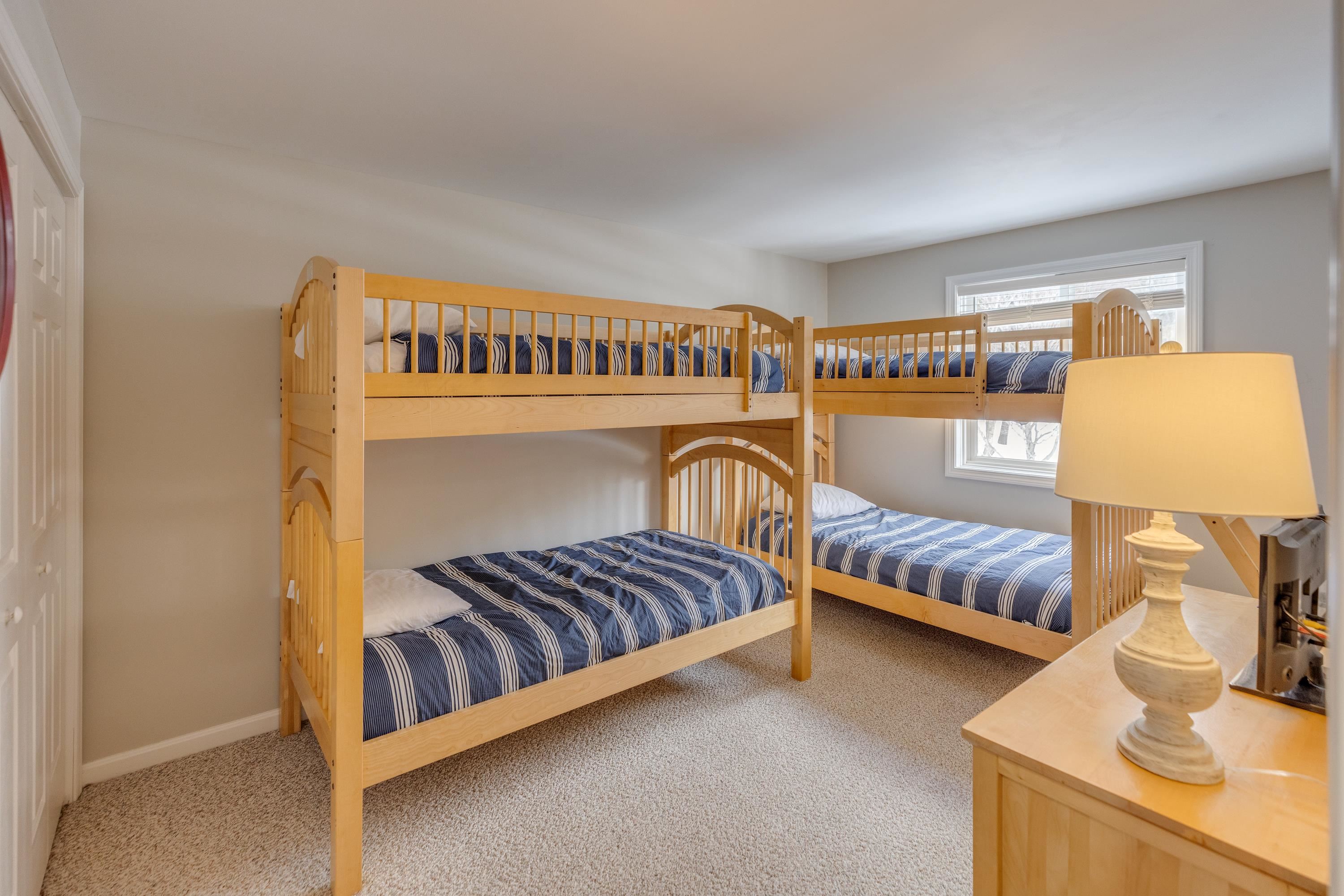 5 White Oak Lane Unit: Unit 8