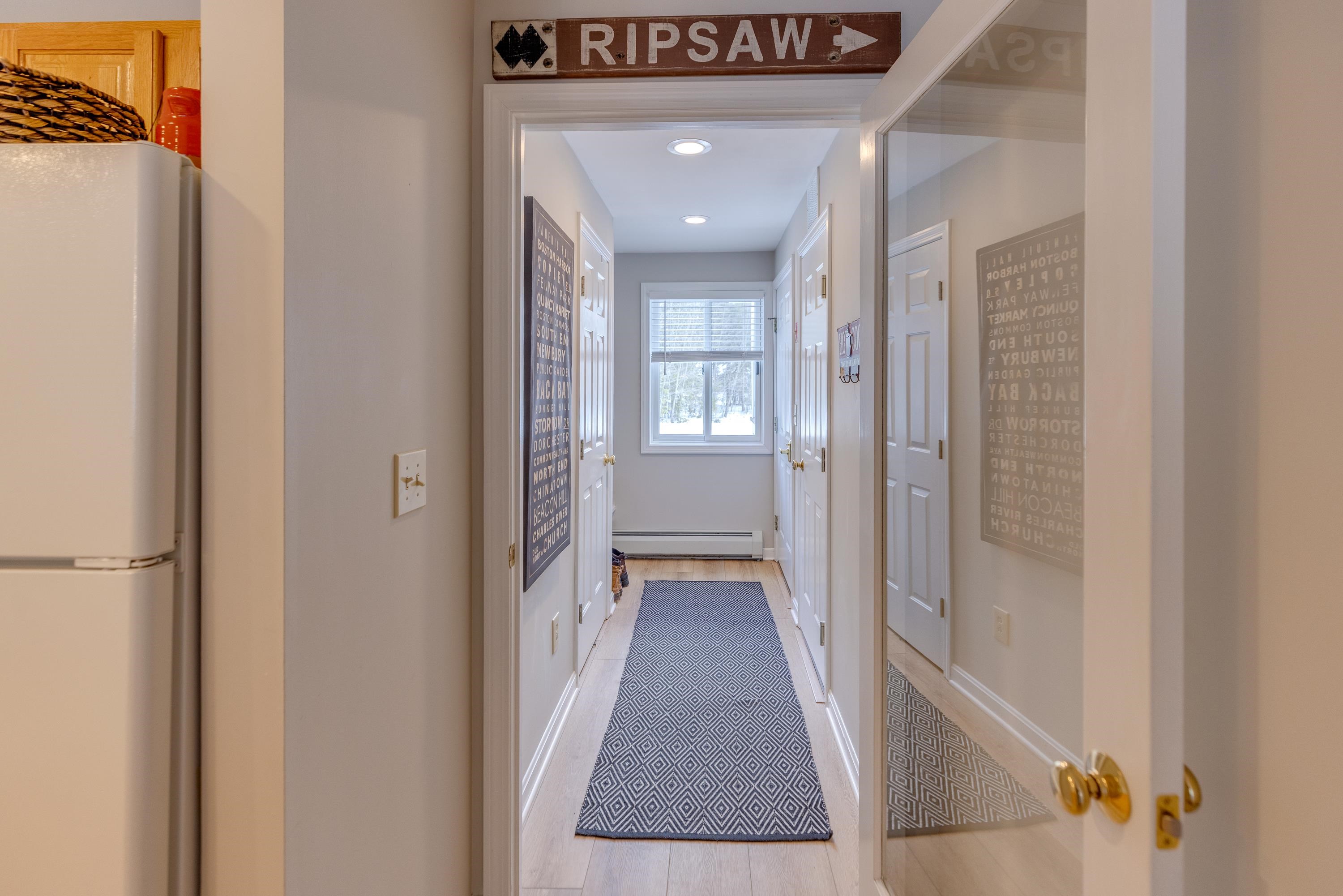 5 White Oak Lane Unit: Unit 8