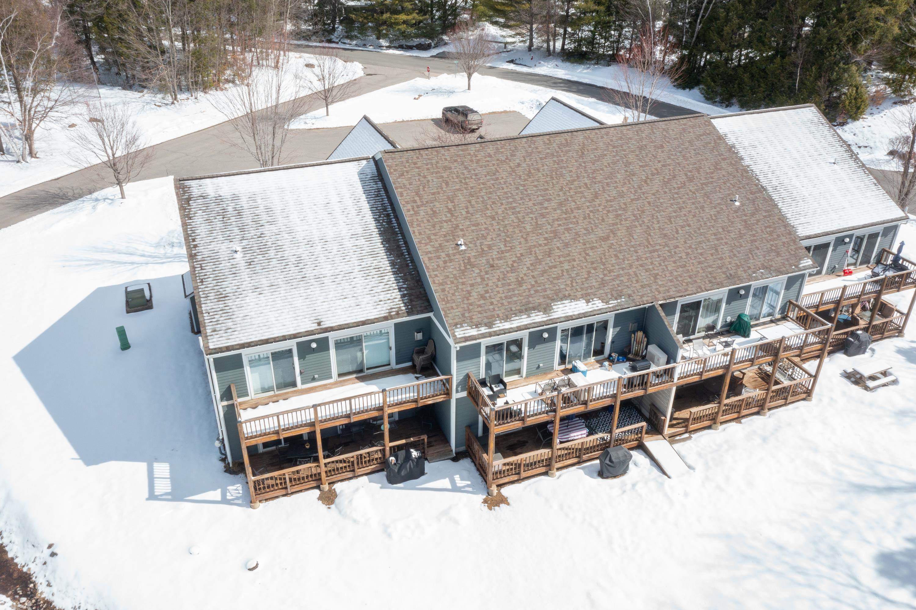 5 White Oak Lane Unit: Unit 8