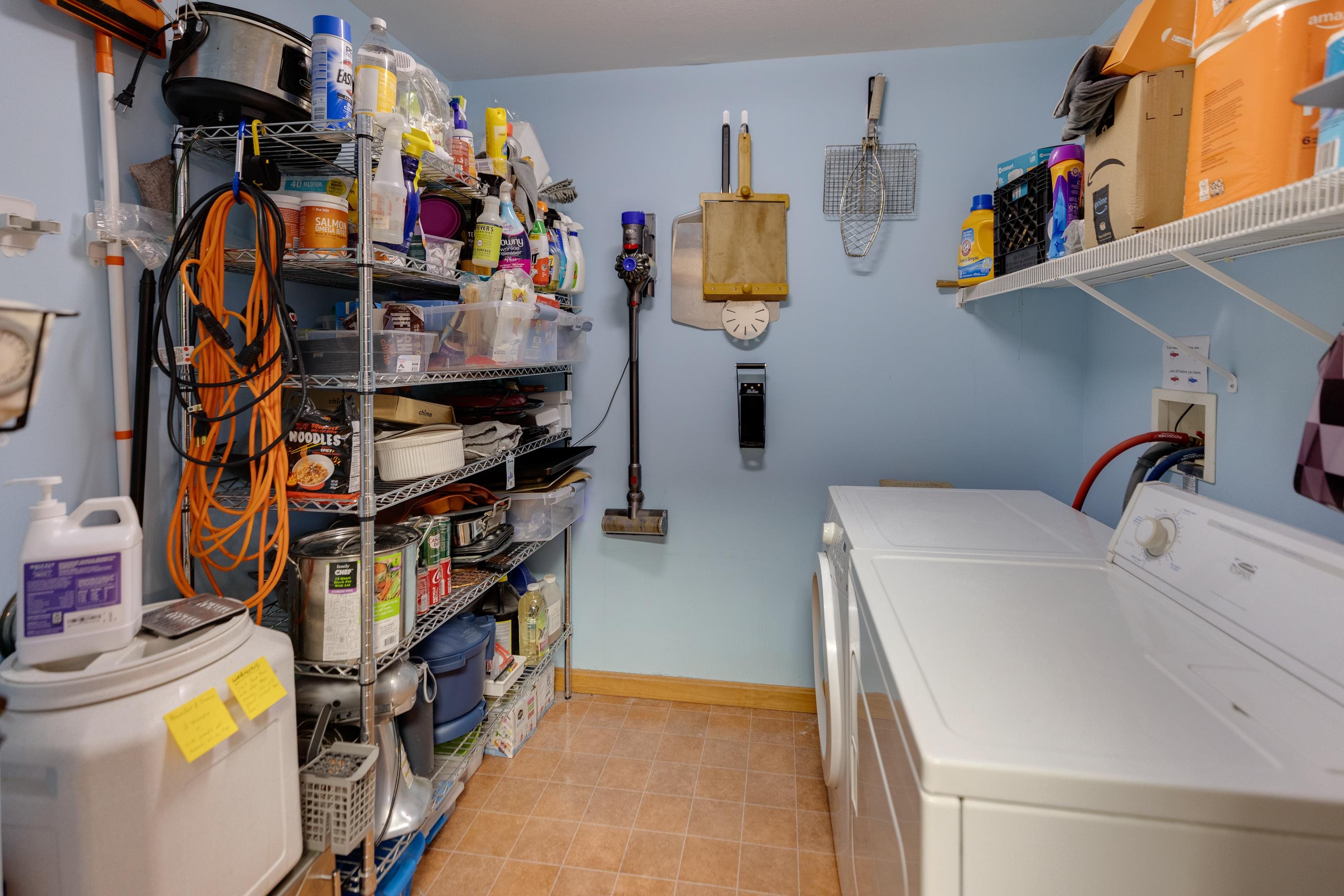 16 Hillside Circle Unit: 1