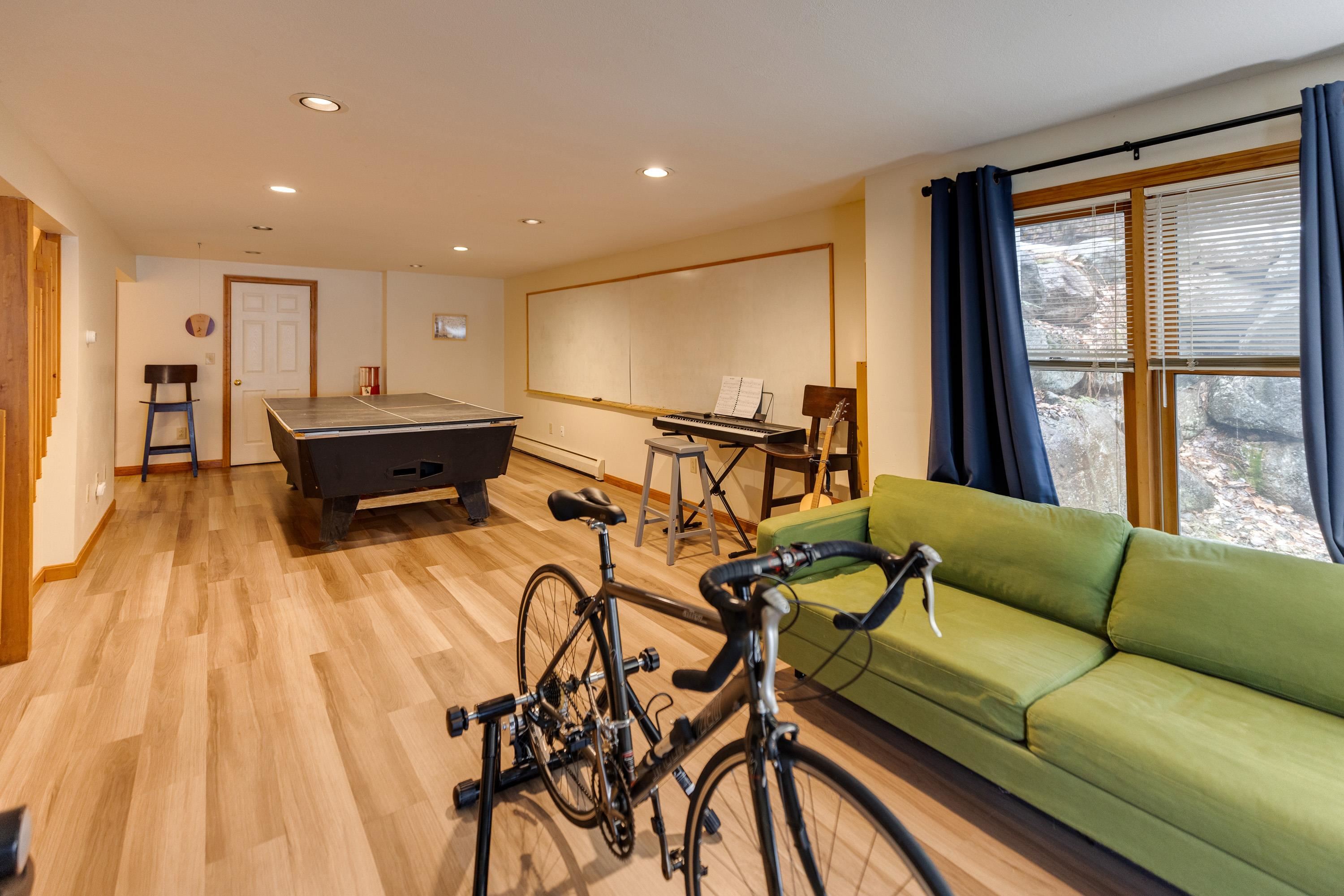 16 Hillside Circle Unit: 1