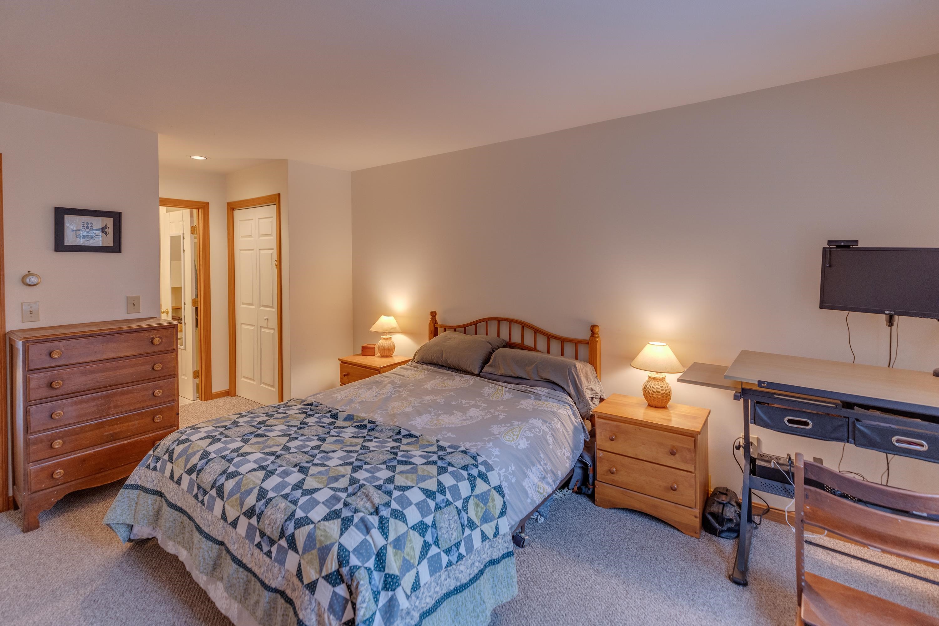 16 Hillside Circle Unit: 1