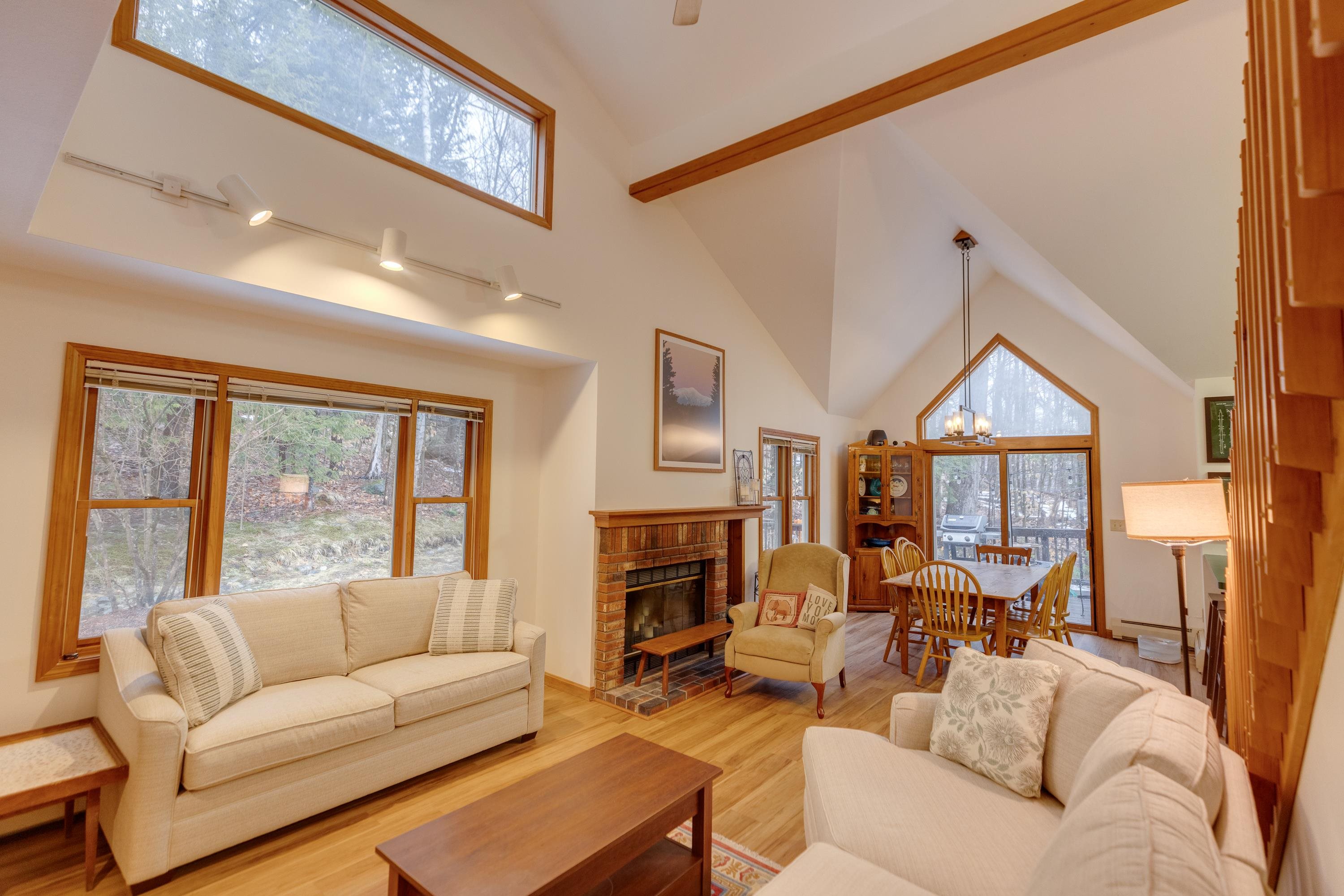 16 Hillside Circle Unit: 1