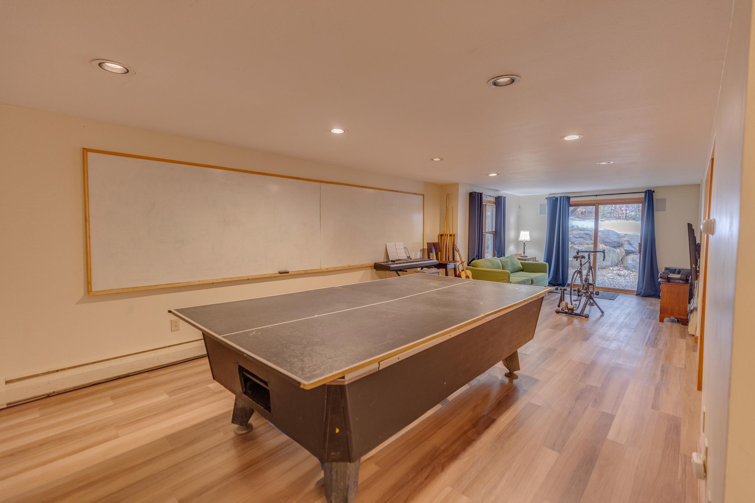 16 Hillside Circle Unit: 1