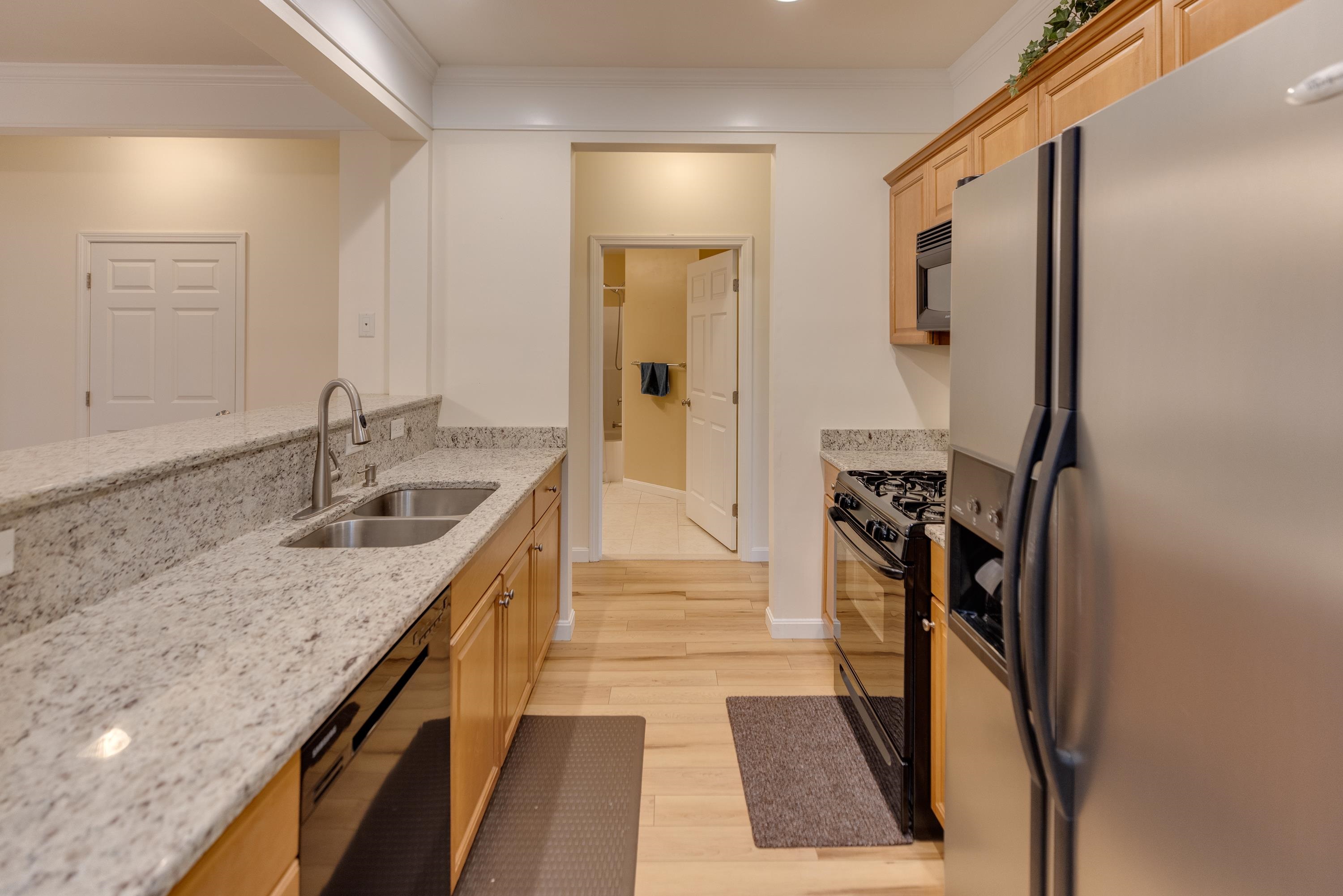 4 Twin Tip Terrace Unit: 4