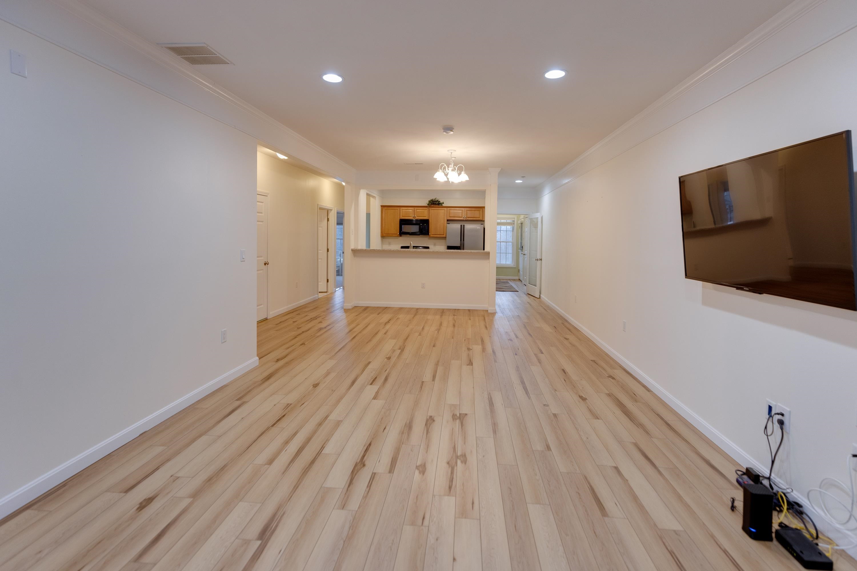 4 Twin Tip Terrace Unit: 4