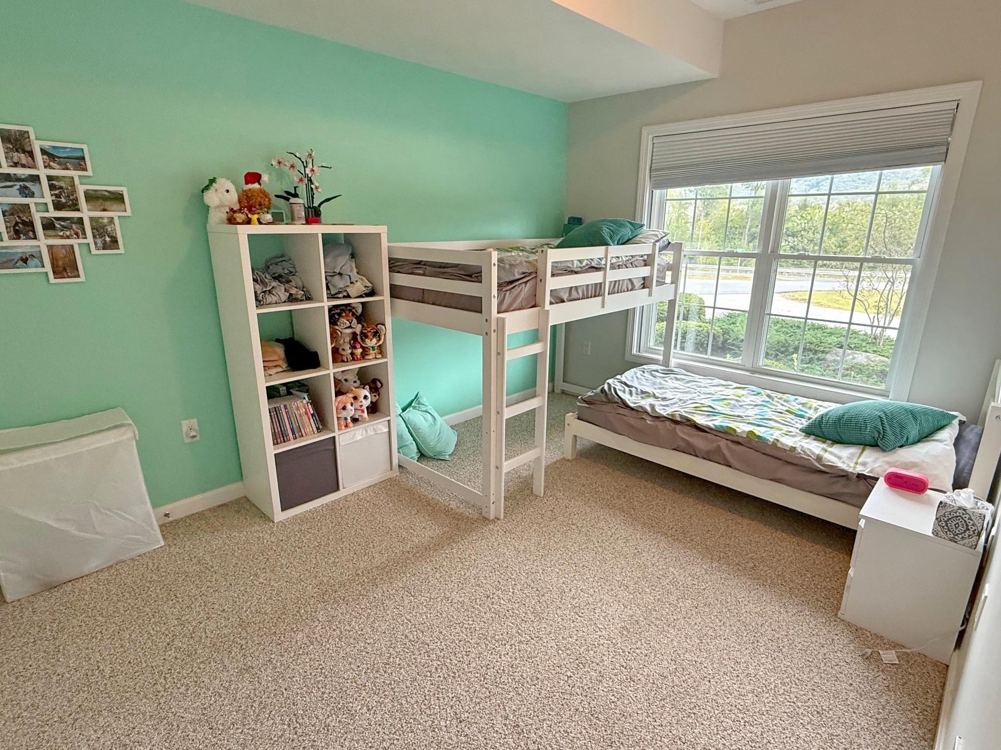 4 Twin Tip Terrace Unit: 4