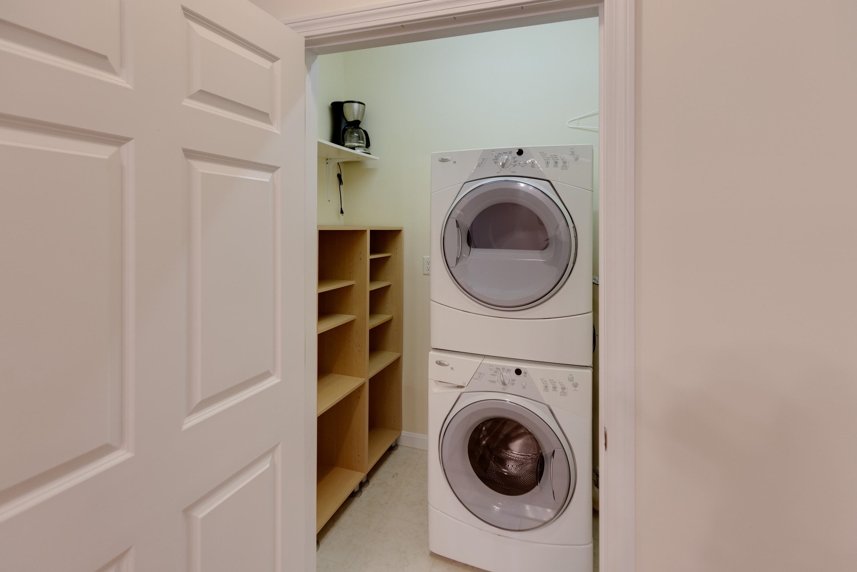 4 Twin Tip Terrace Unit: 4