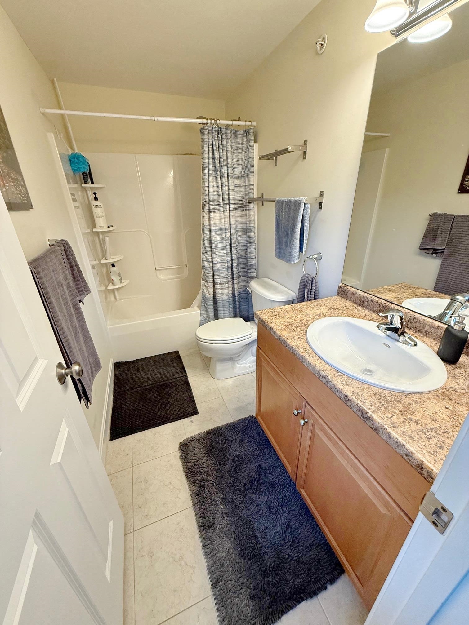 4 Twin Tip Terrace Unit: 4