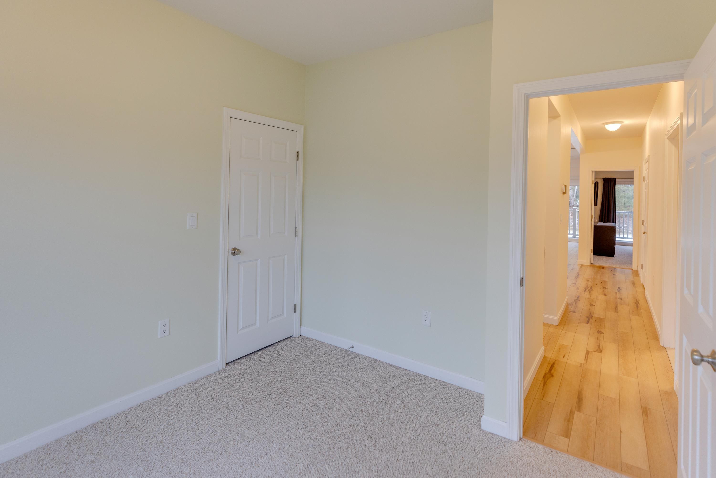 4 Twin Tip Terrace Unit: 4