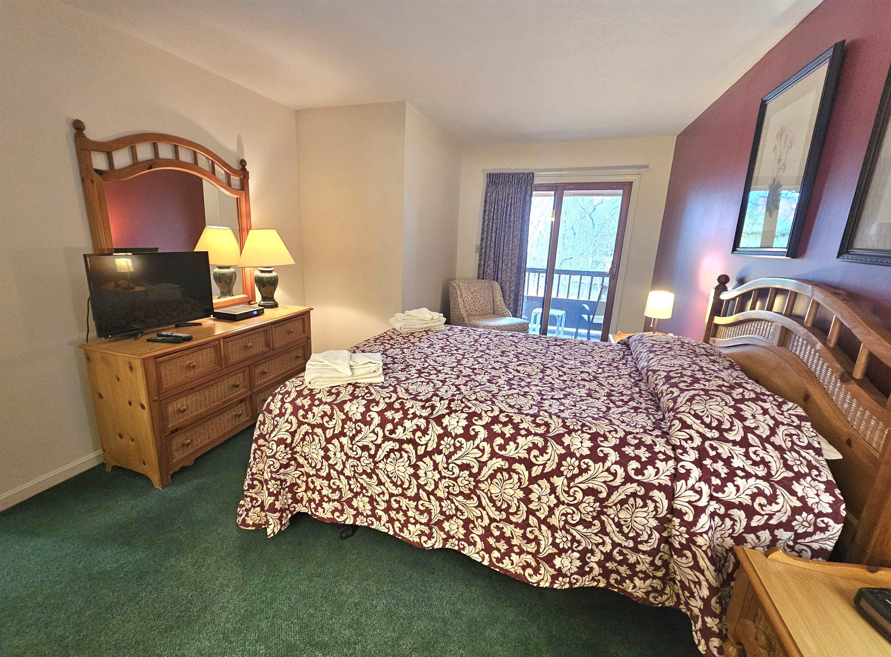 164 Deer Park Drive Unit: 172 C