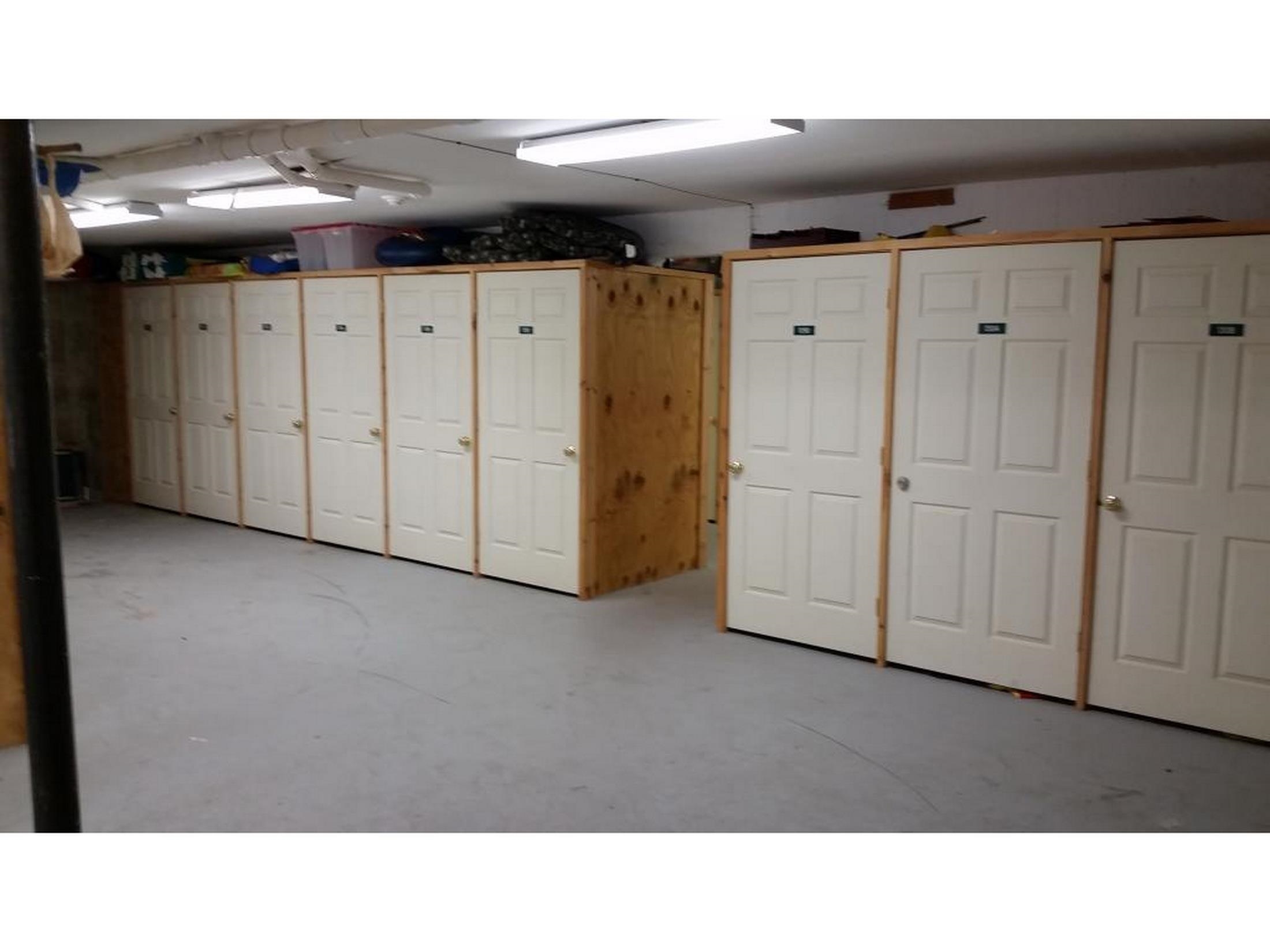 164 Deer Park Drive Unit: 172 C