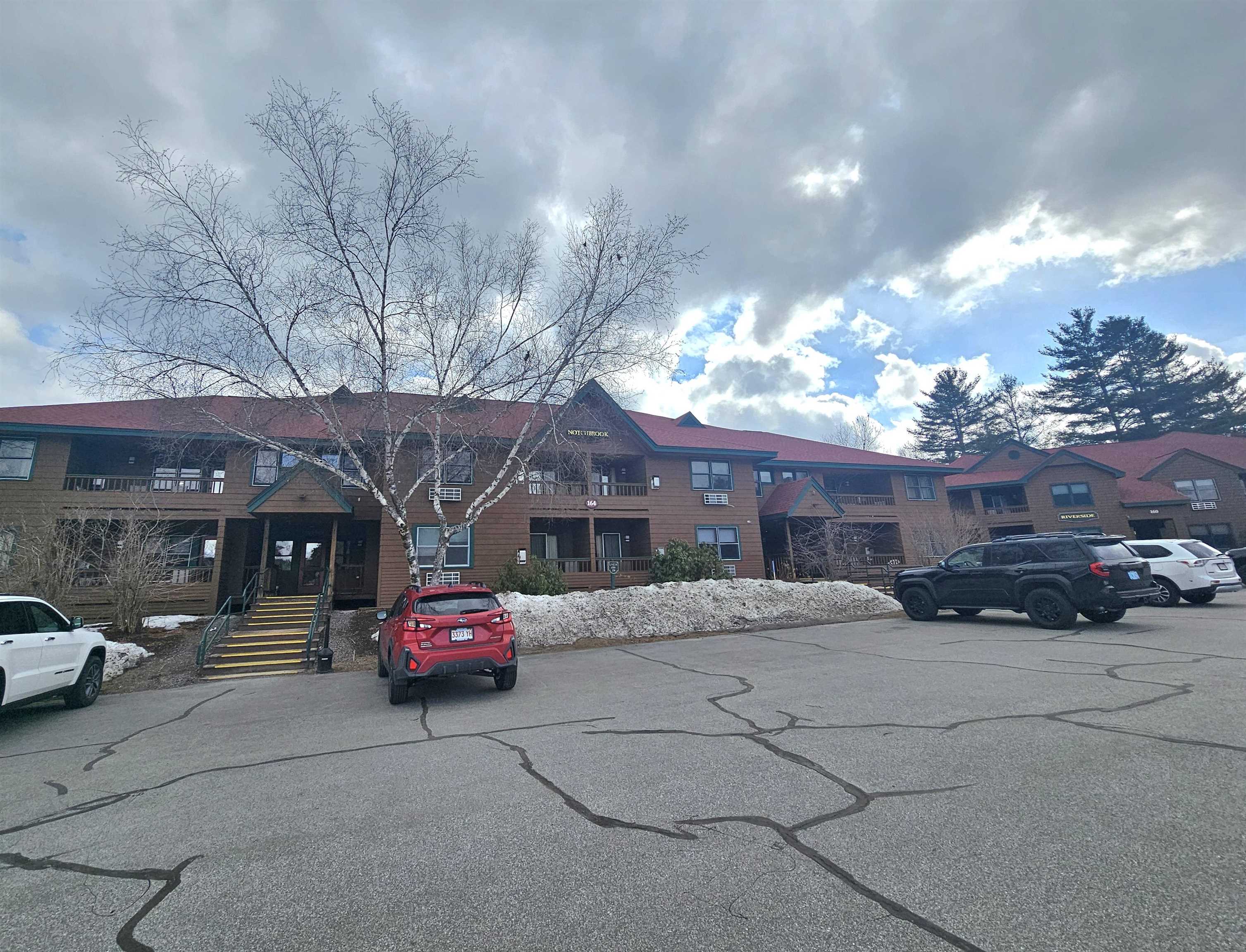 164 Deer Park Drive Unit: 172 C