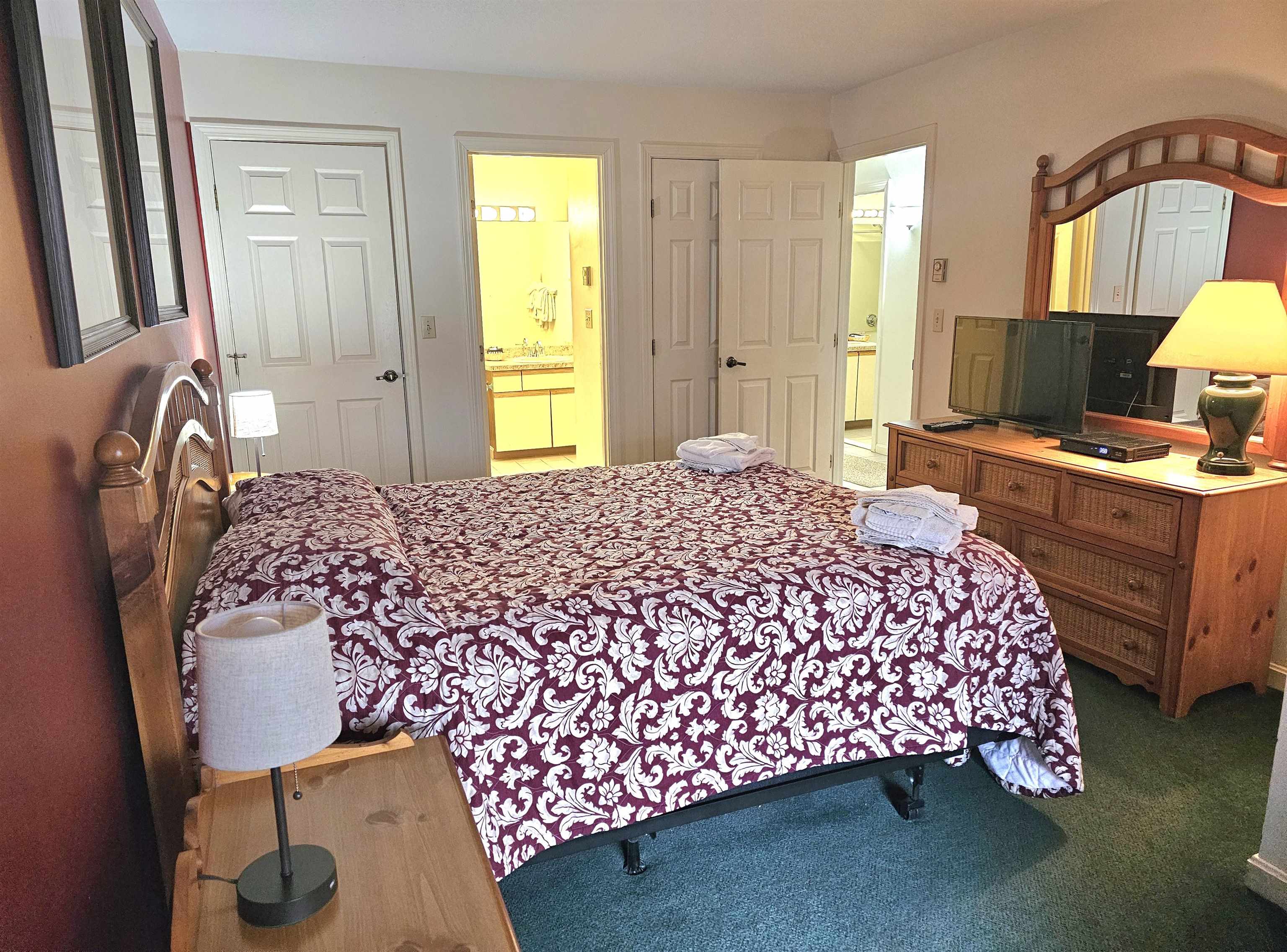164 Deer Park Drive Unit: 172 C