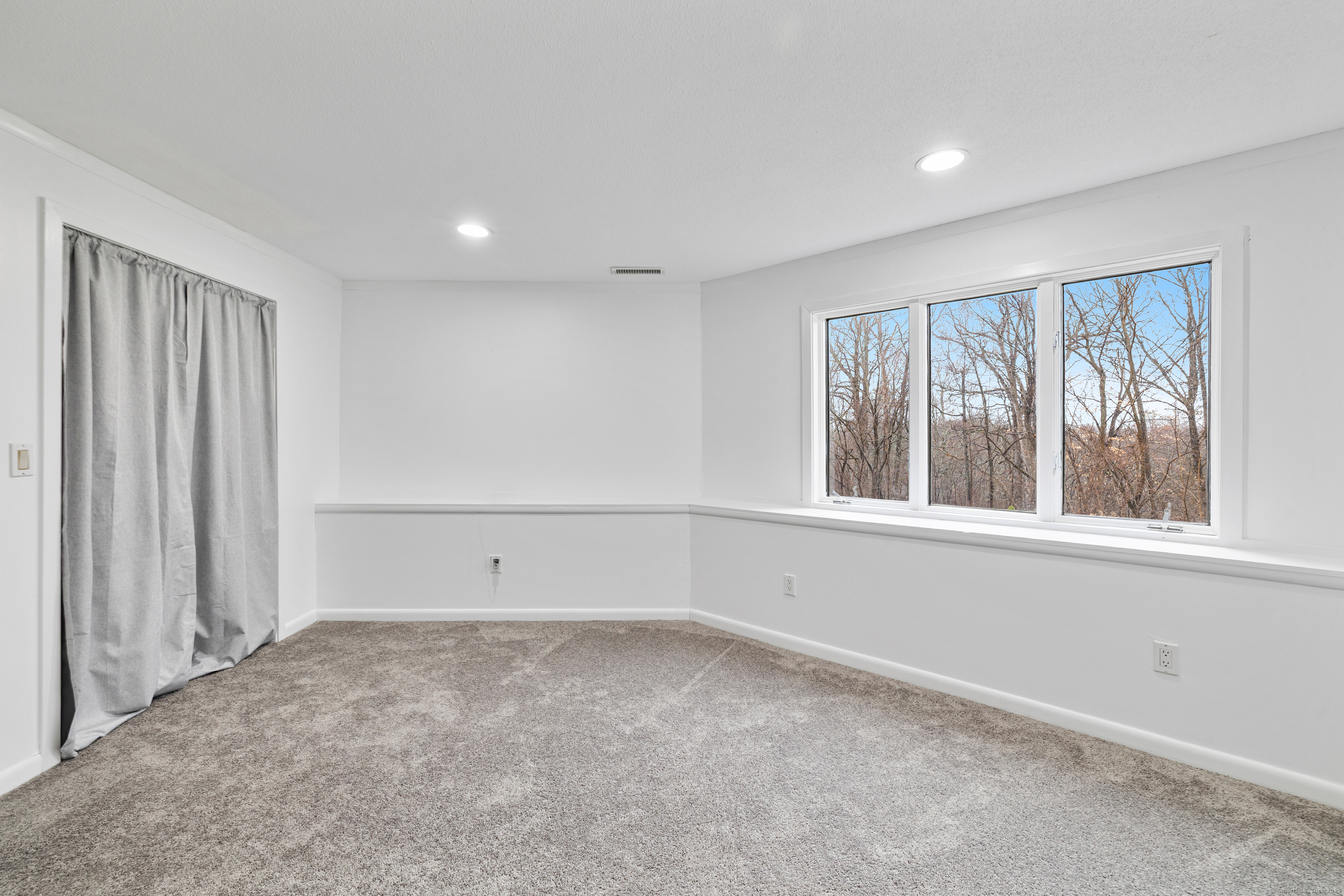 25 Vermillion Drive
