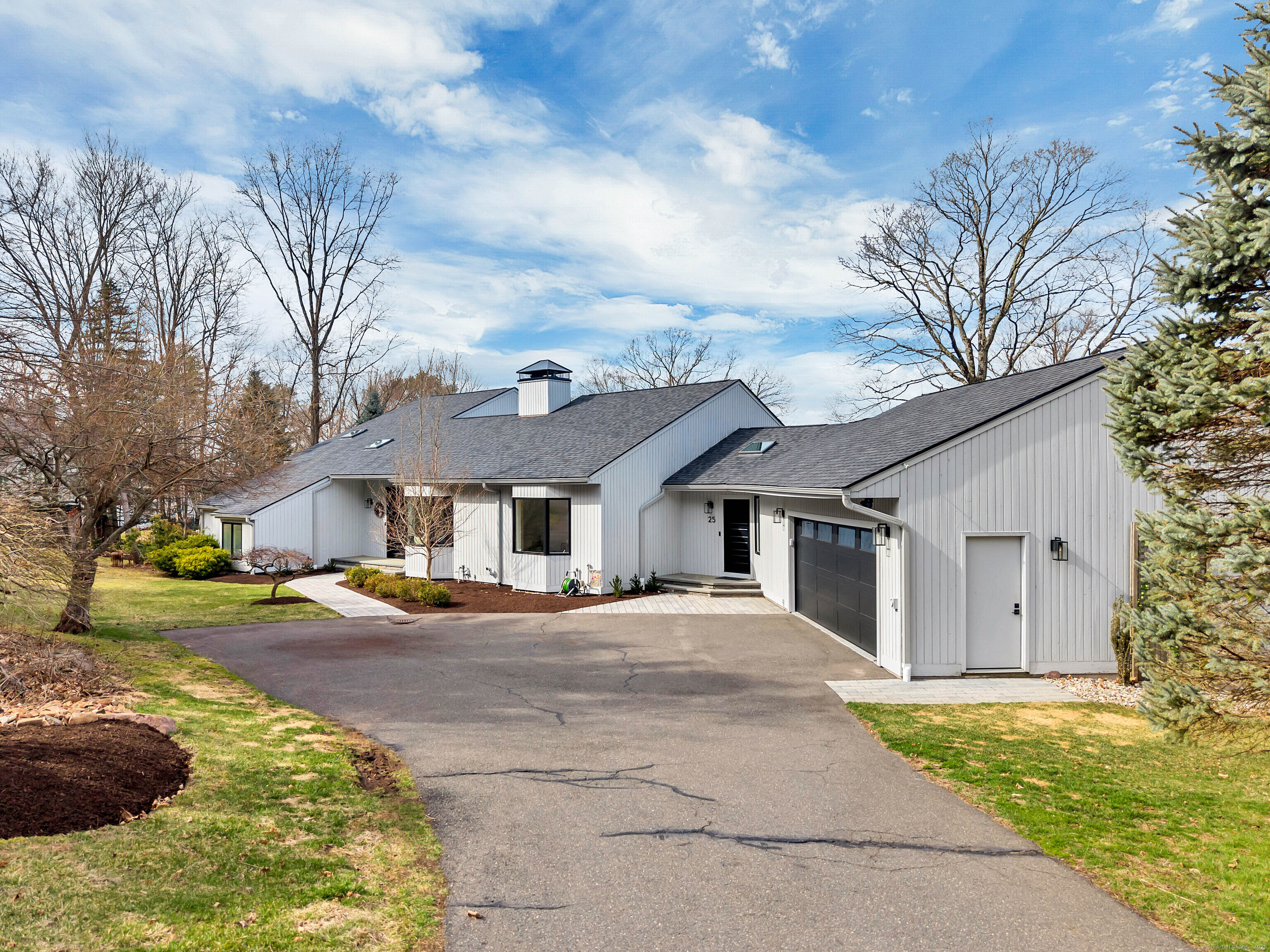 25 Vermillion Drive