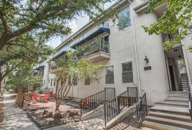 4402 Holland Avenue 103