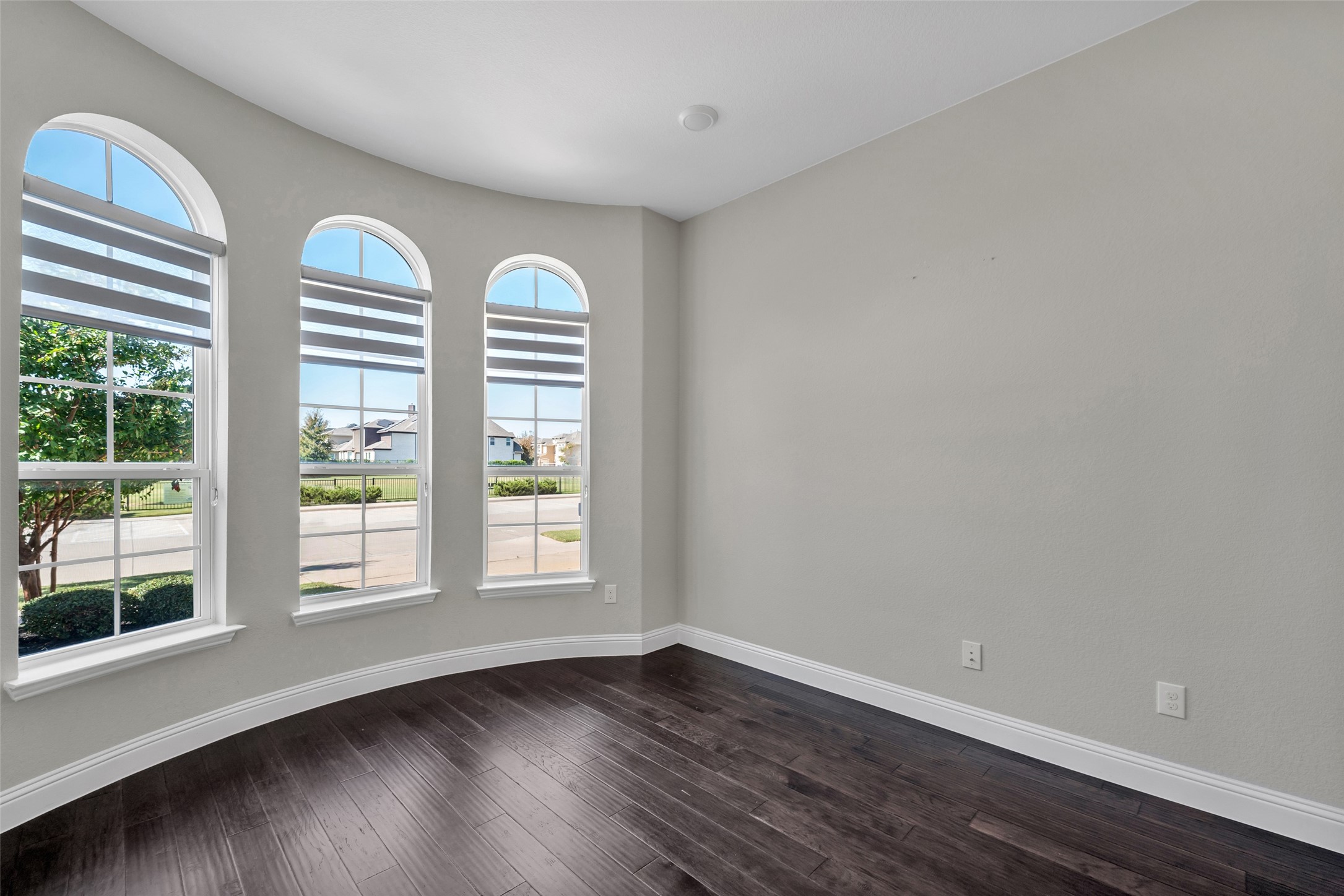 5736 Bernadette Avenue