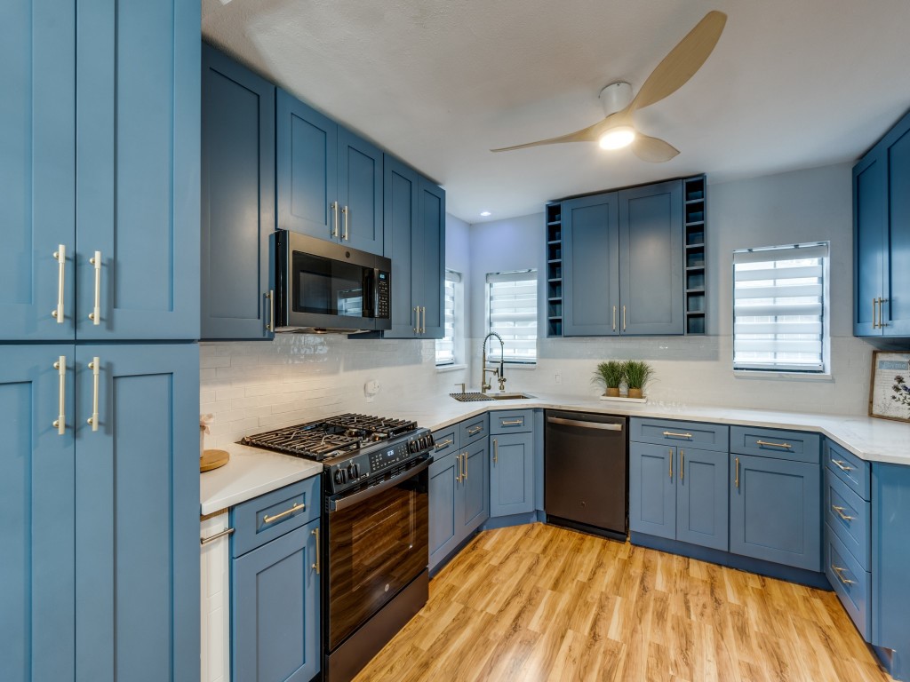 5739 Ellsworth Avenue