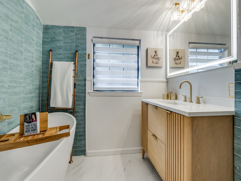 5739 Ellsworth Avenue