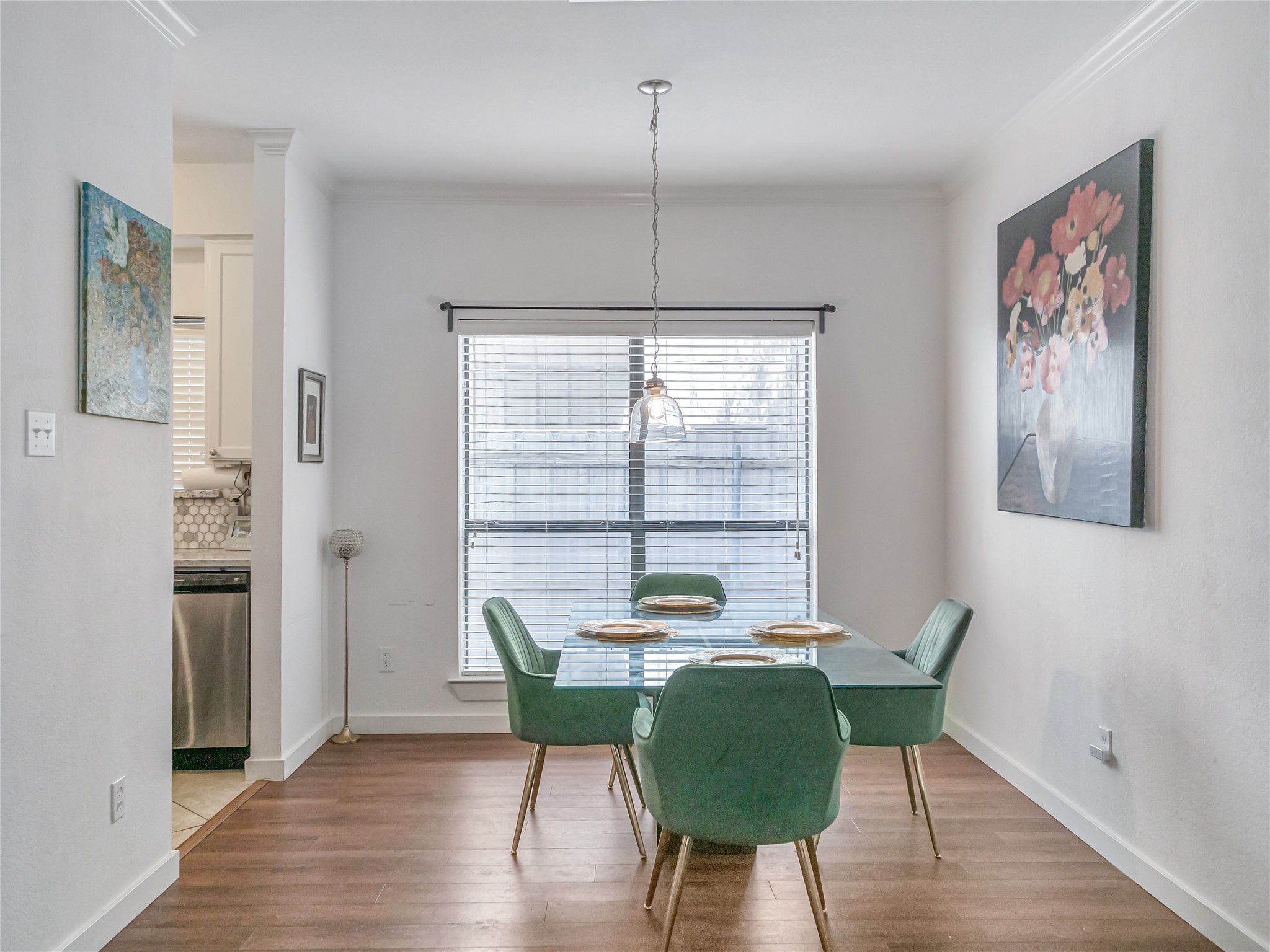 4402 Holland Avenue 103