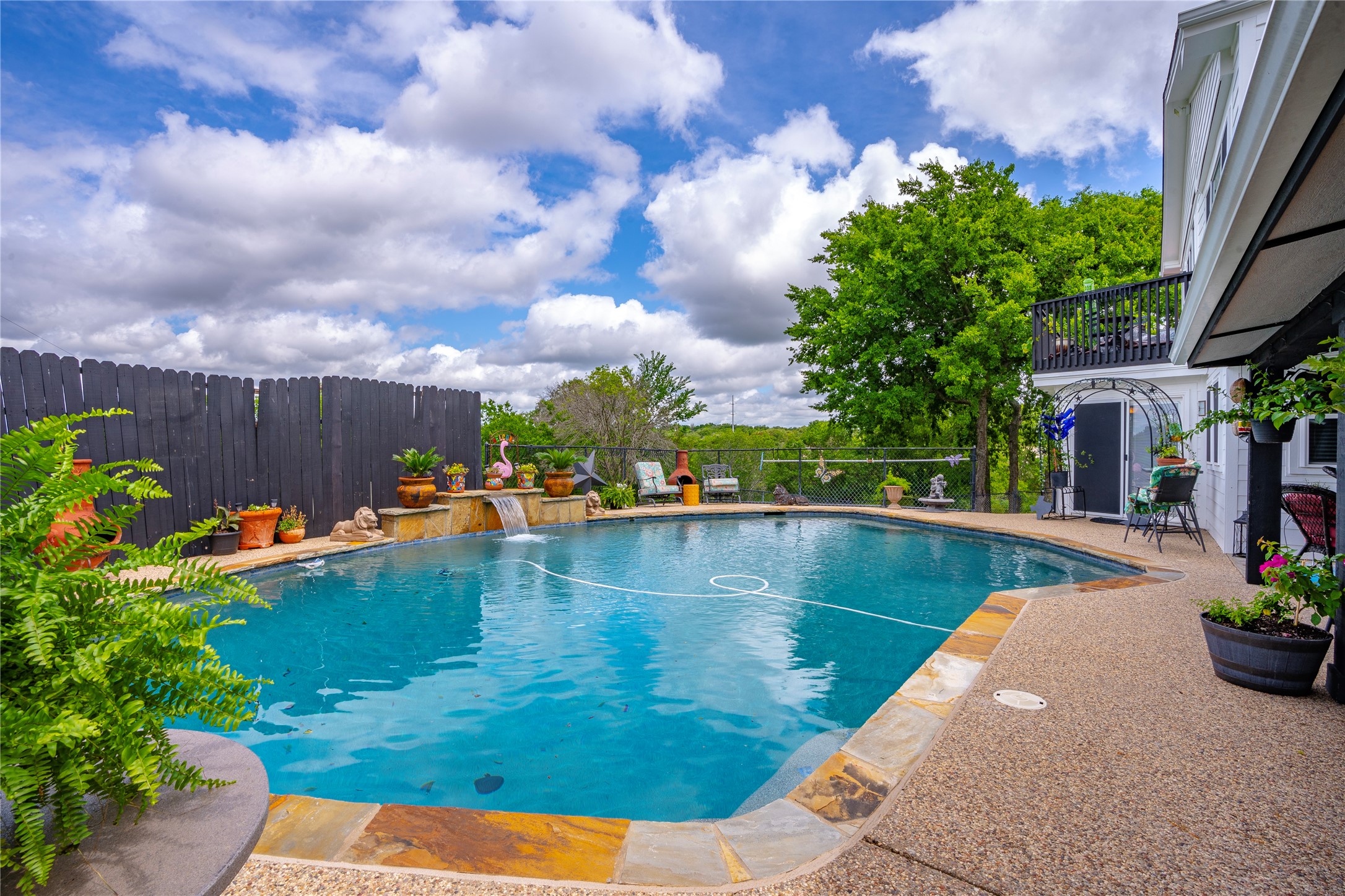 117 Post Oak Court