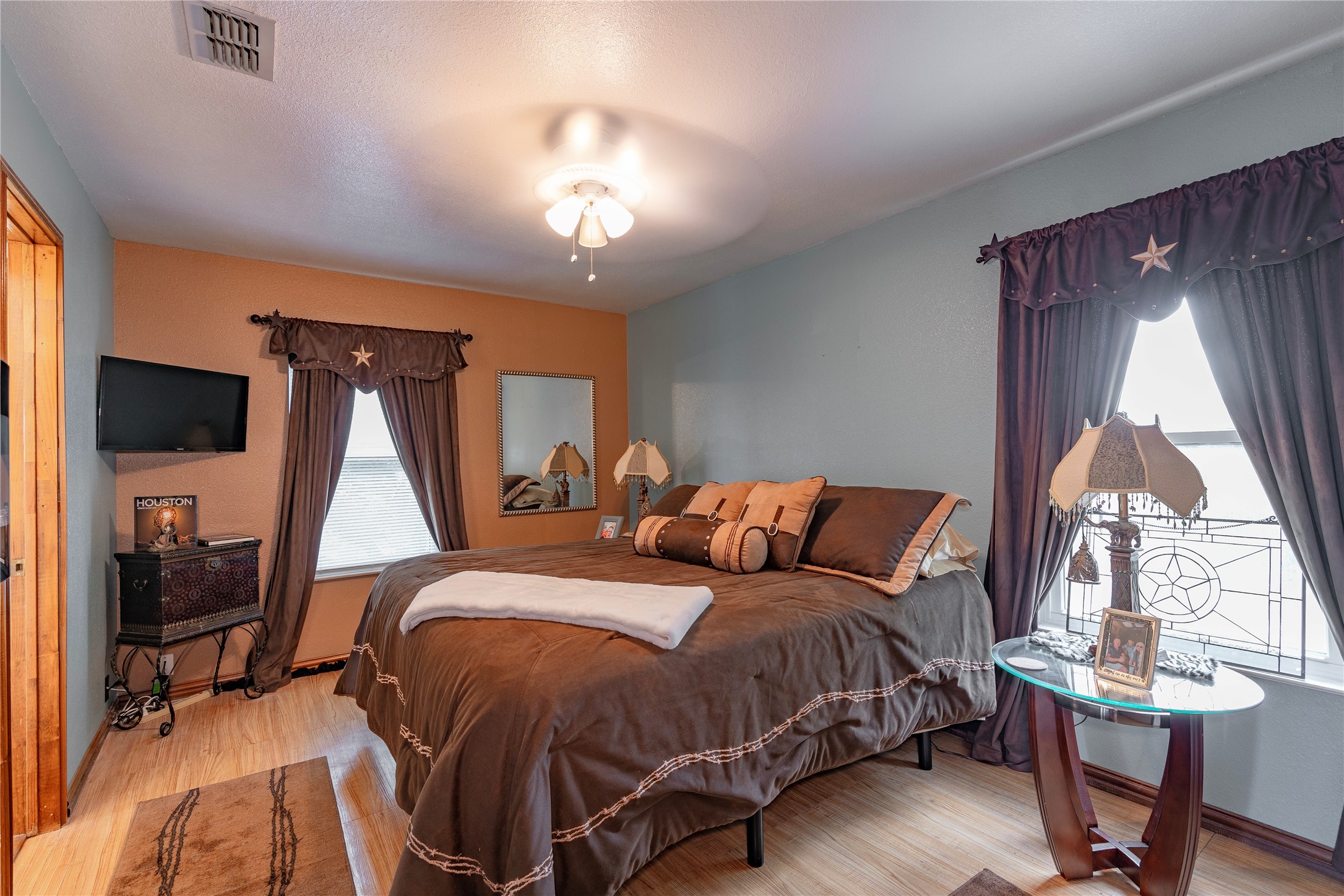117 Post Oak Court