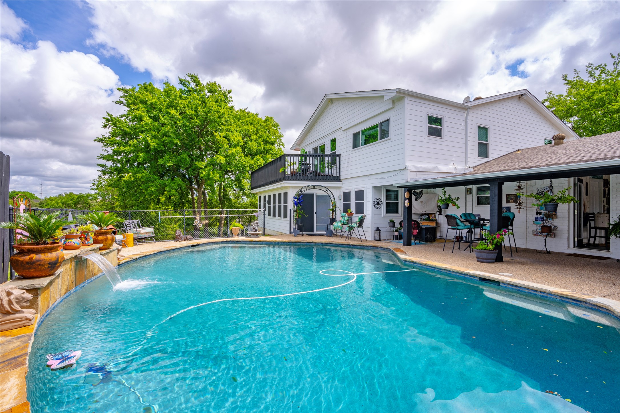 117 Post Oak Court