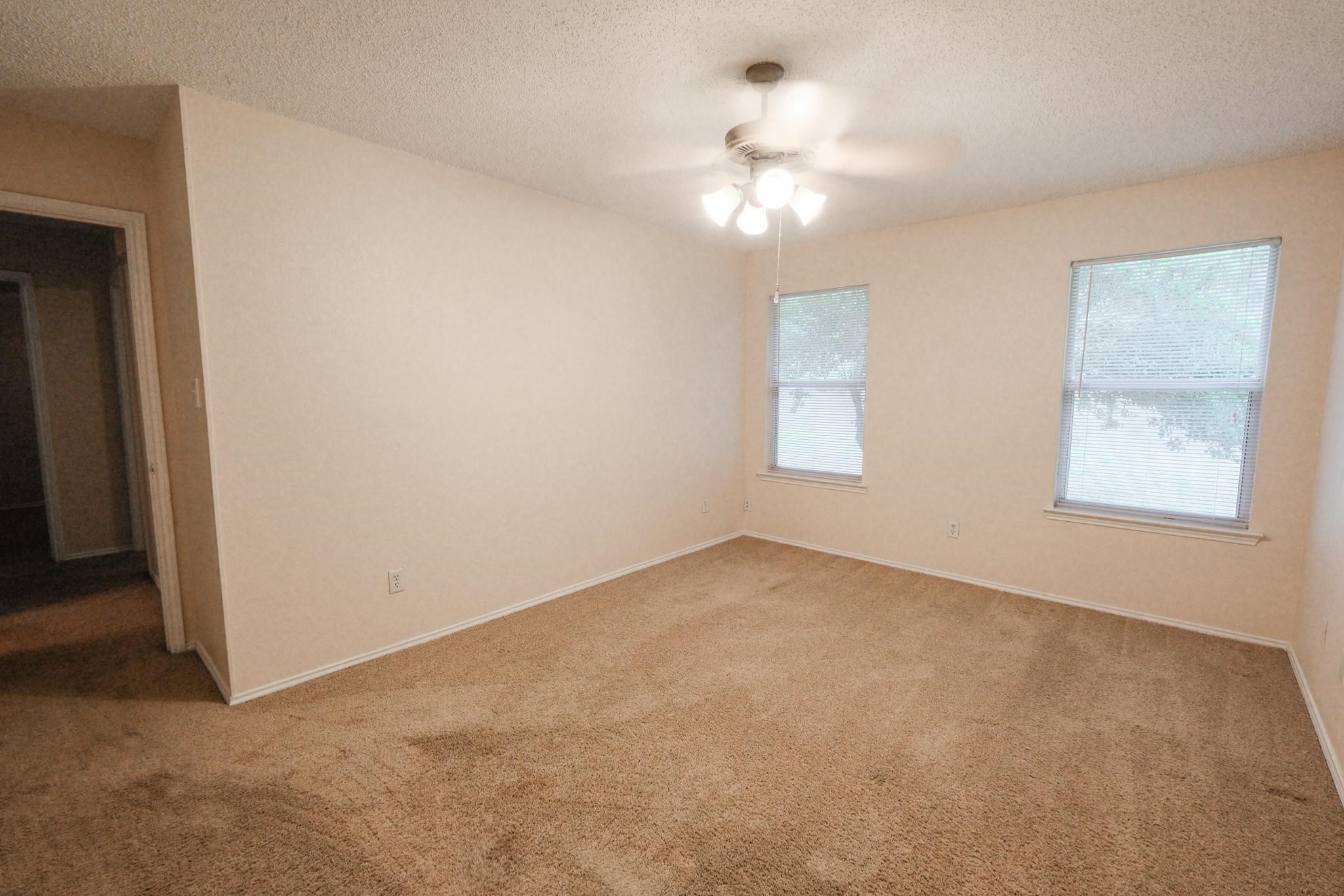 10216 Lone Eagle Court