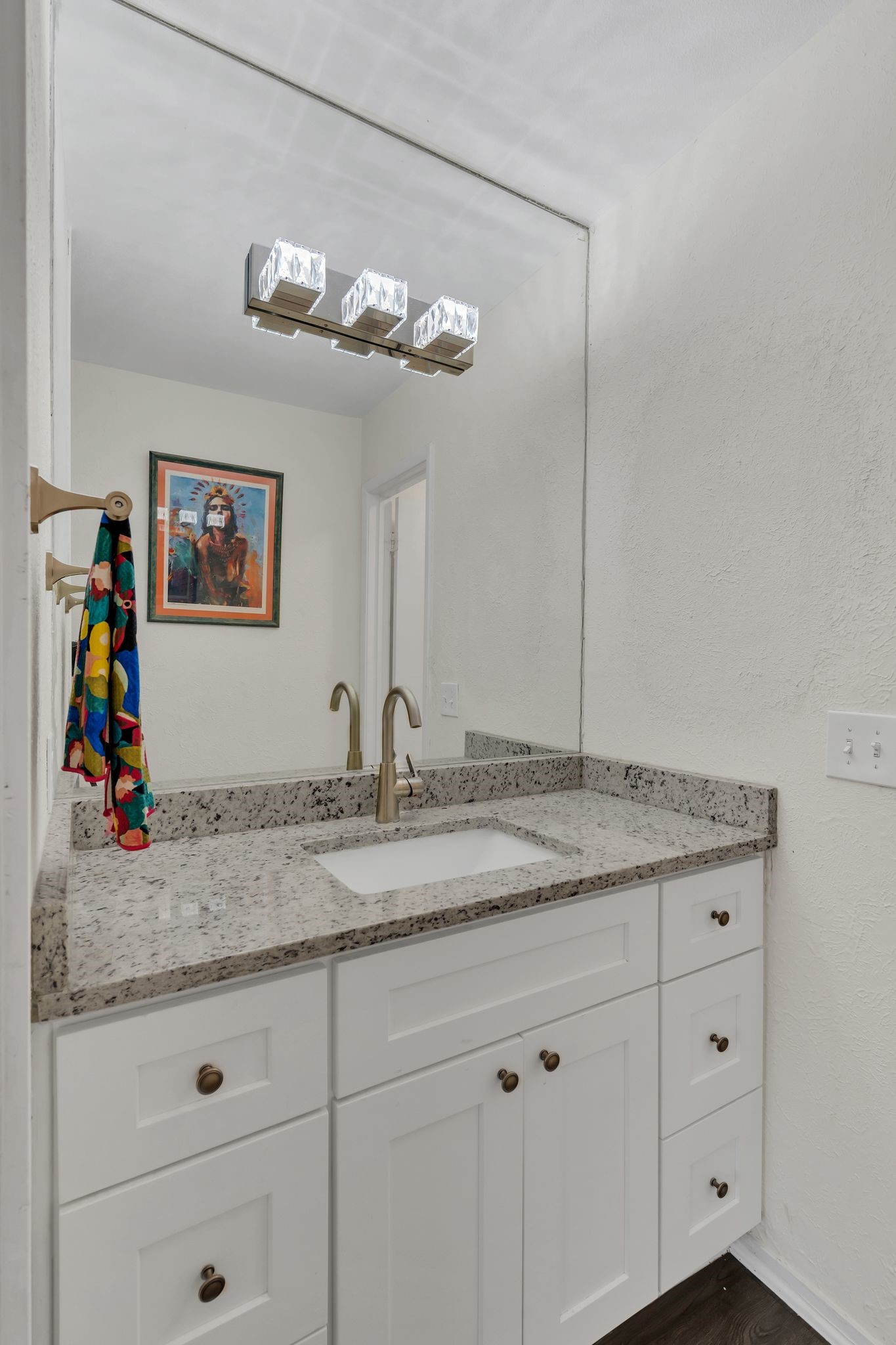2503 Tierra 1