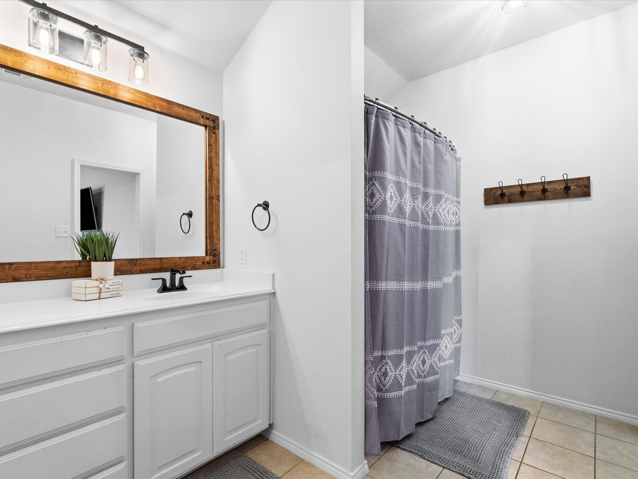 4517 Rockmill Trail