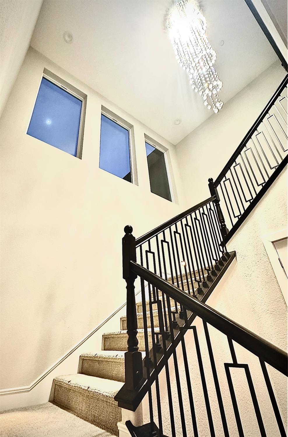 2589 Gantry Drive