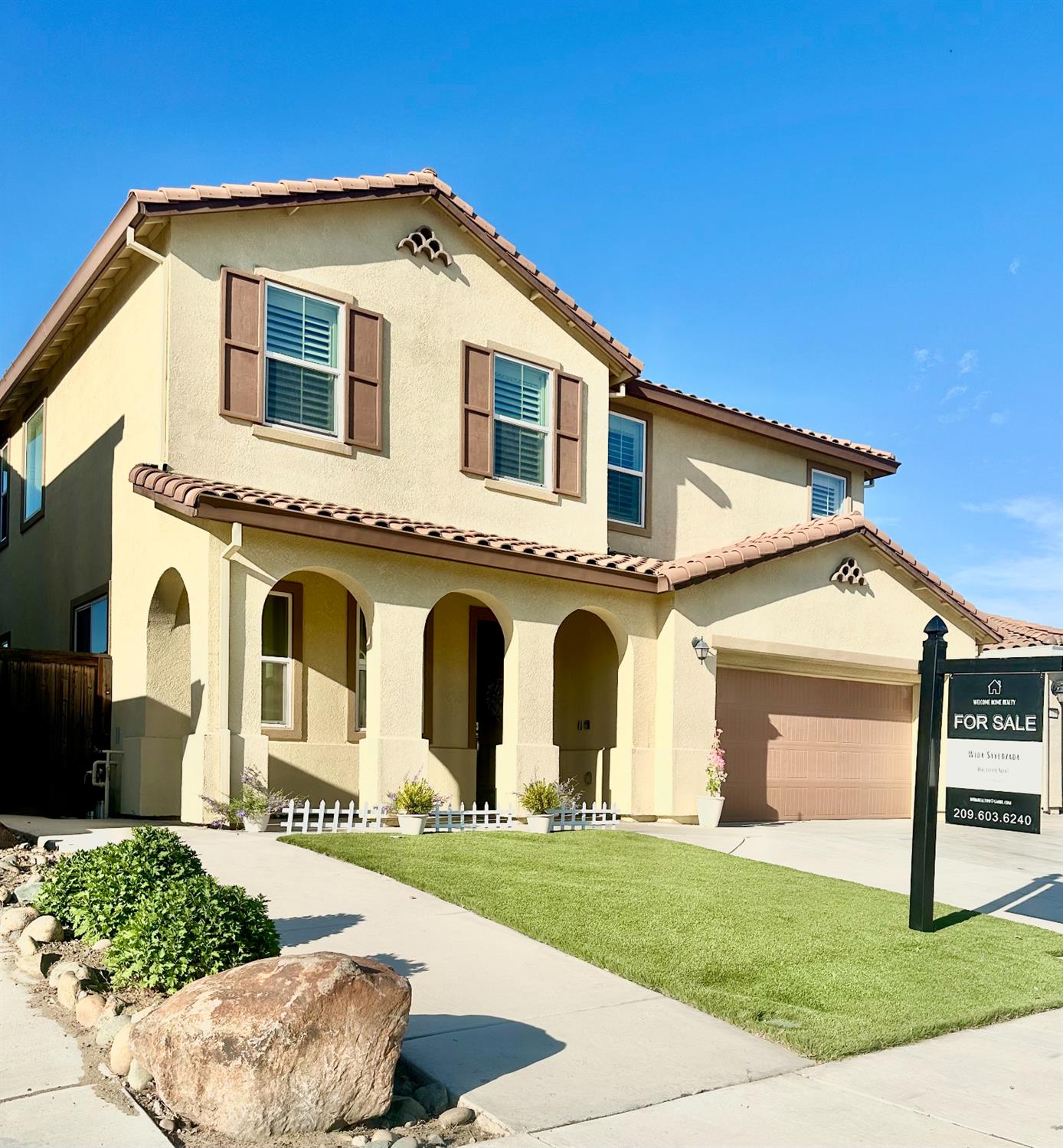 1489 Veteran Street