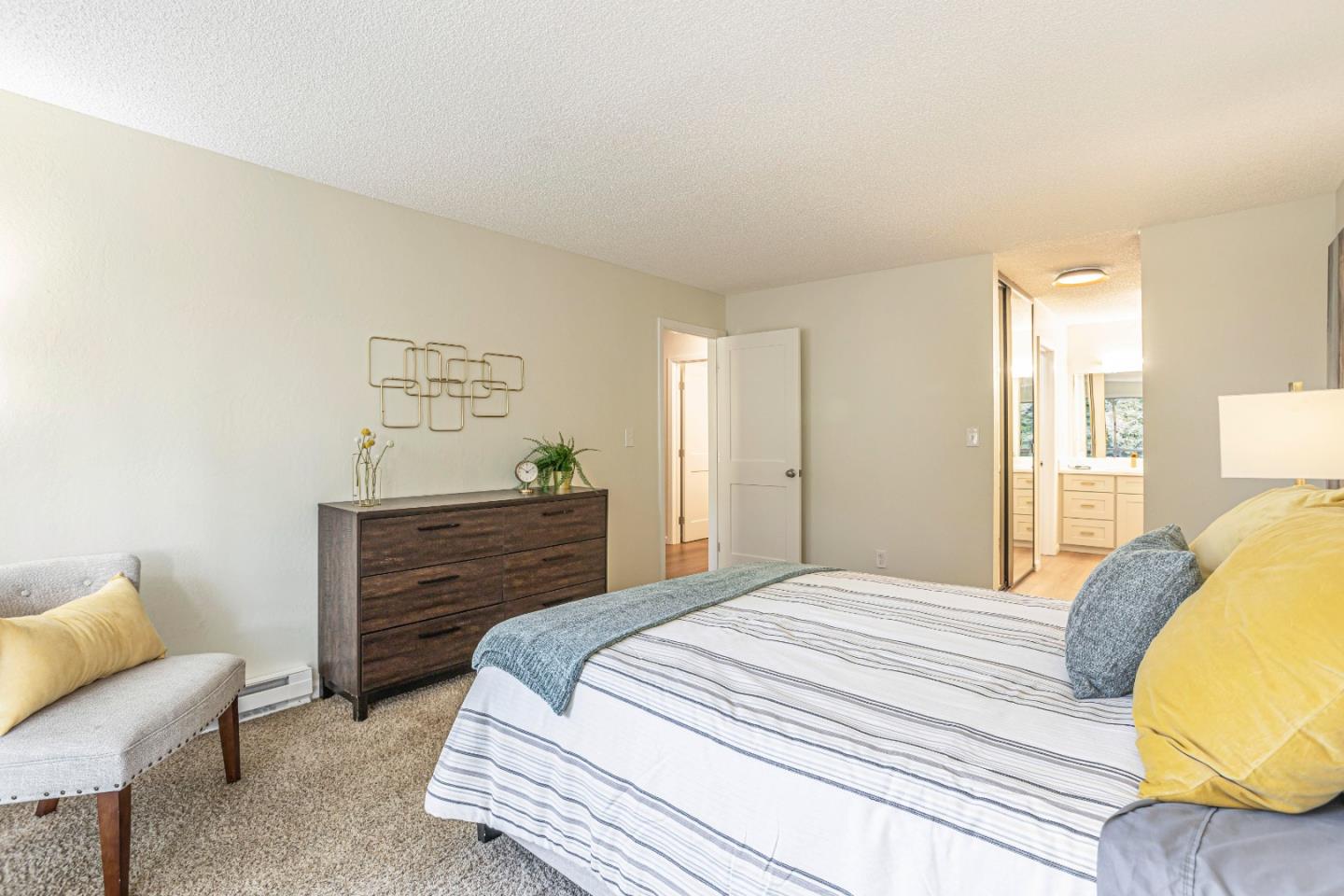 1033 Crestview DR 309