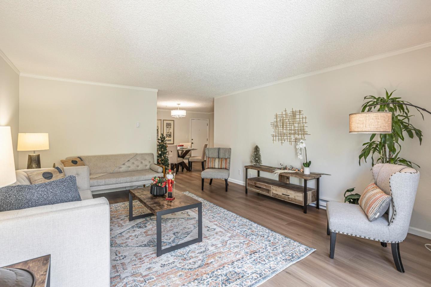 1033 Crestview DR 309