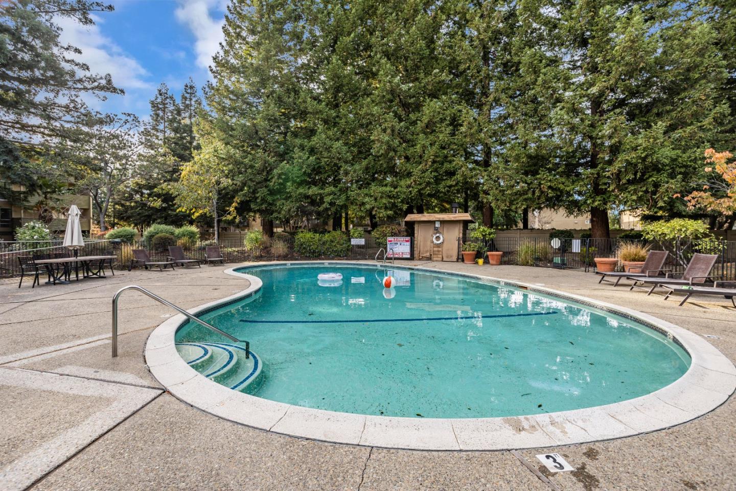 1033 Crestview DR 309