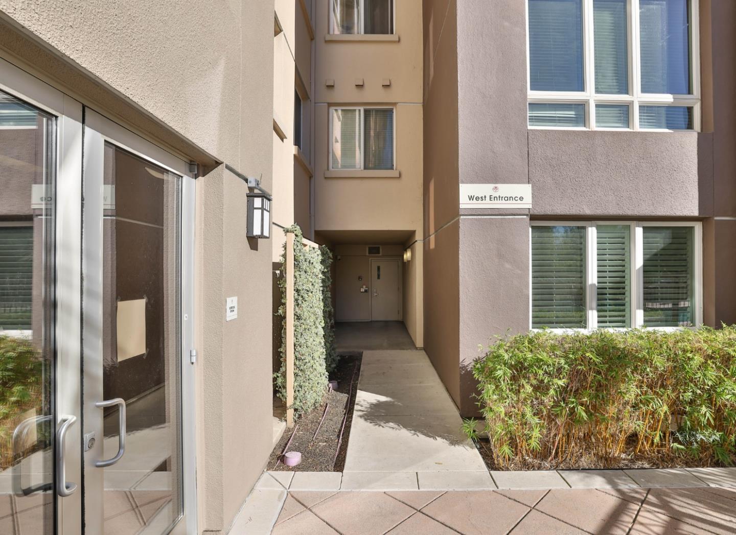 1101 S Main ST 118