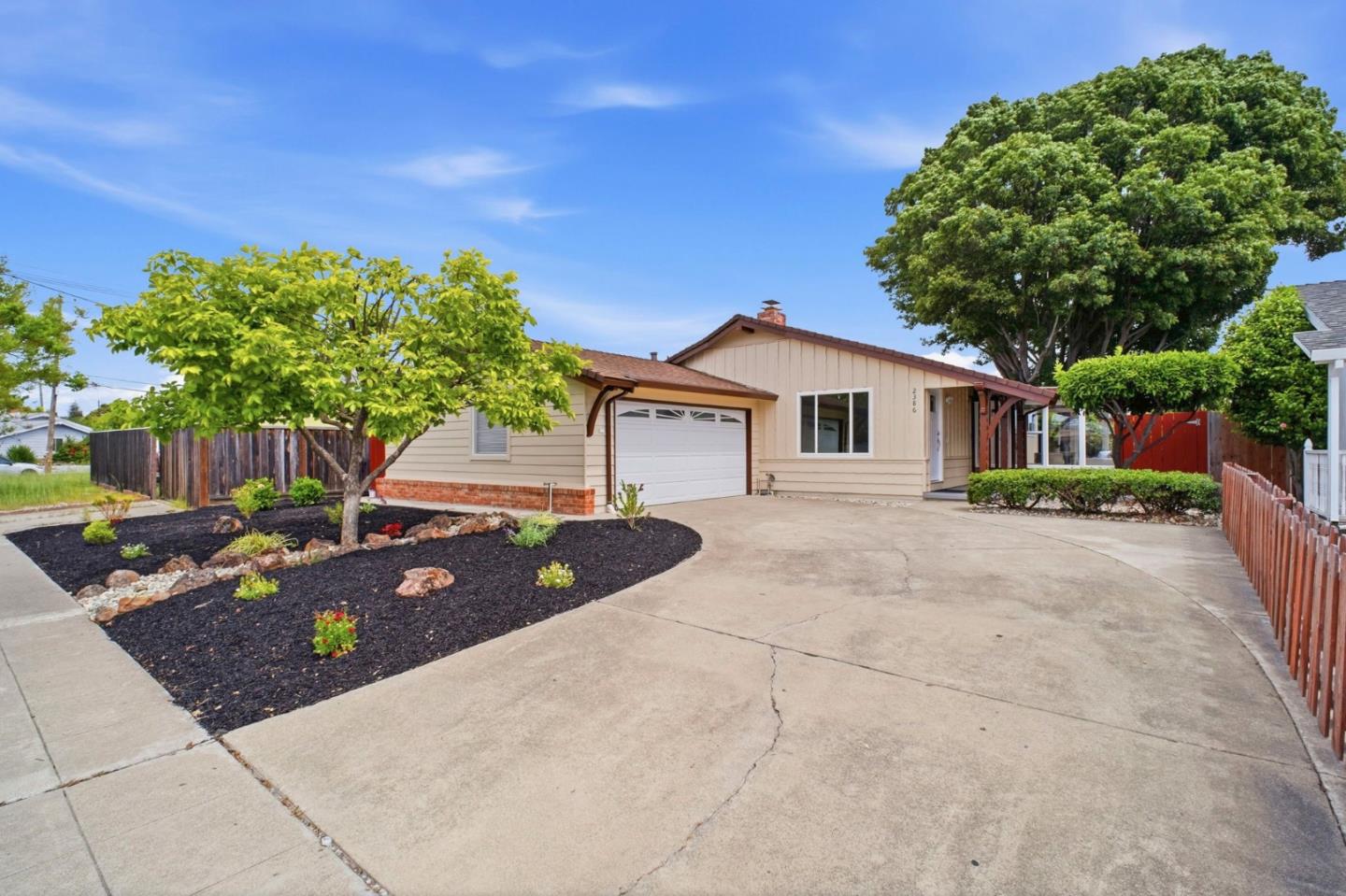 2386 Bermuda Lane