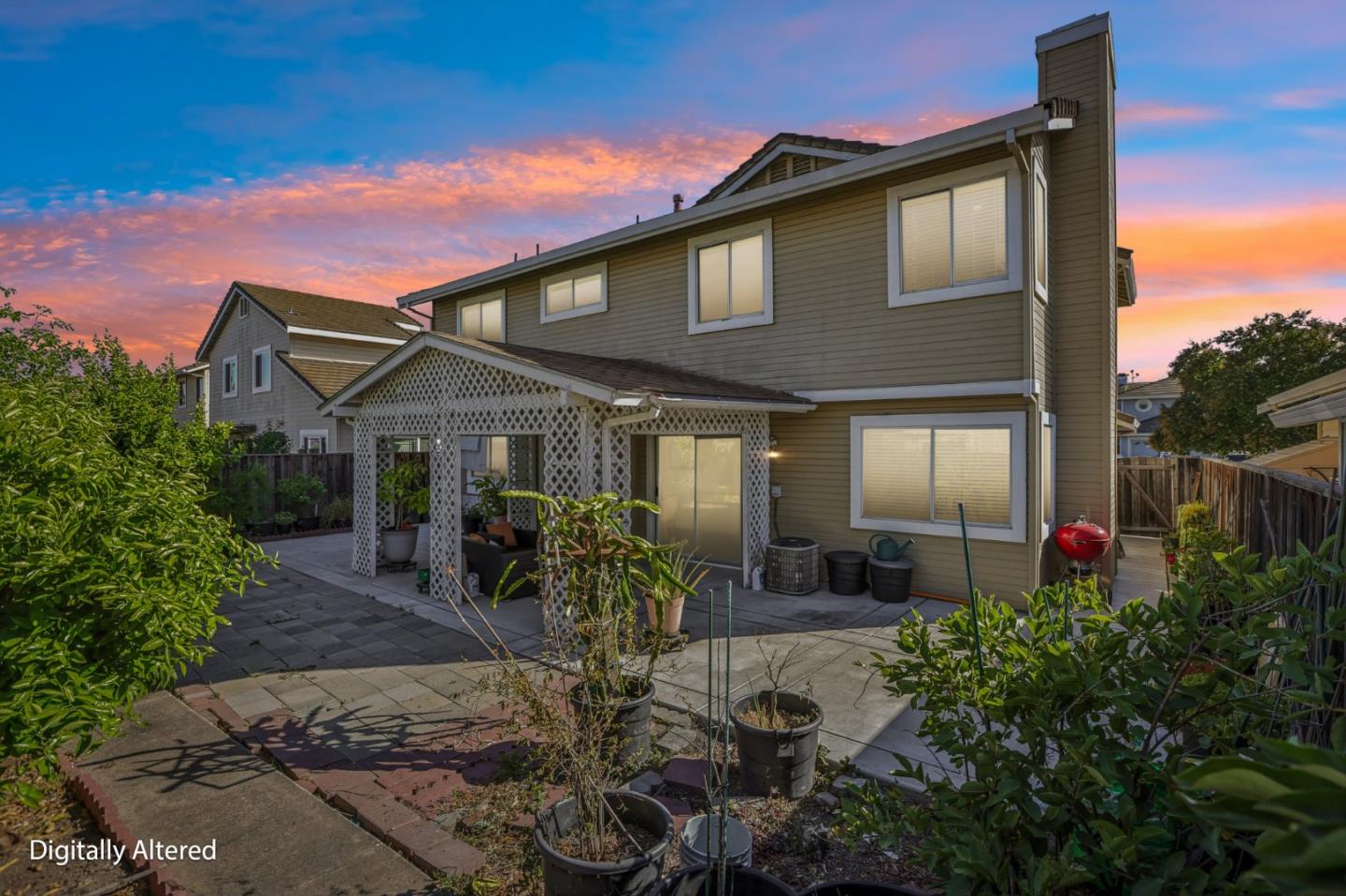1916 Ridgemont DR