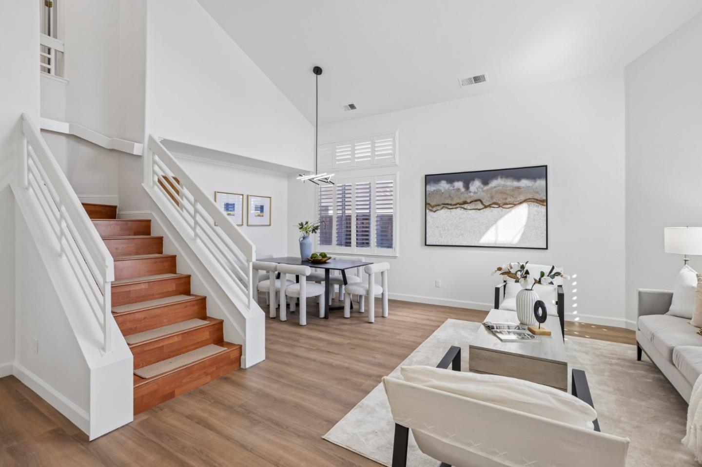 1916 Ridgemont DR