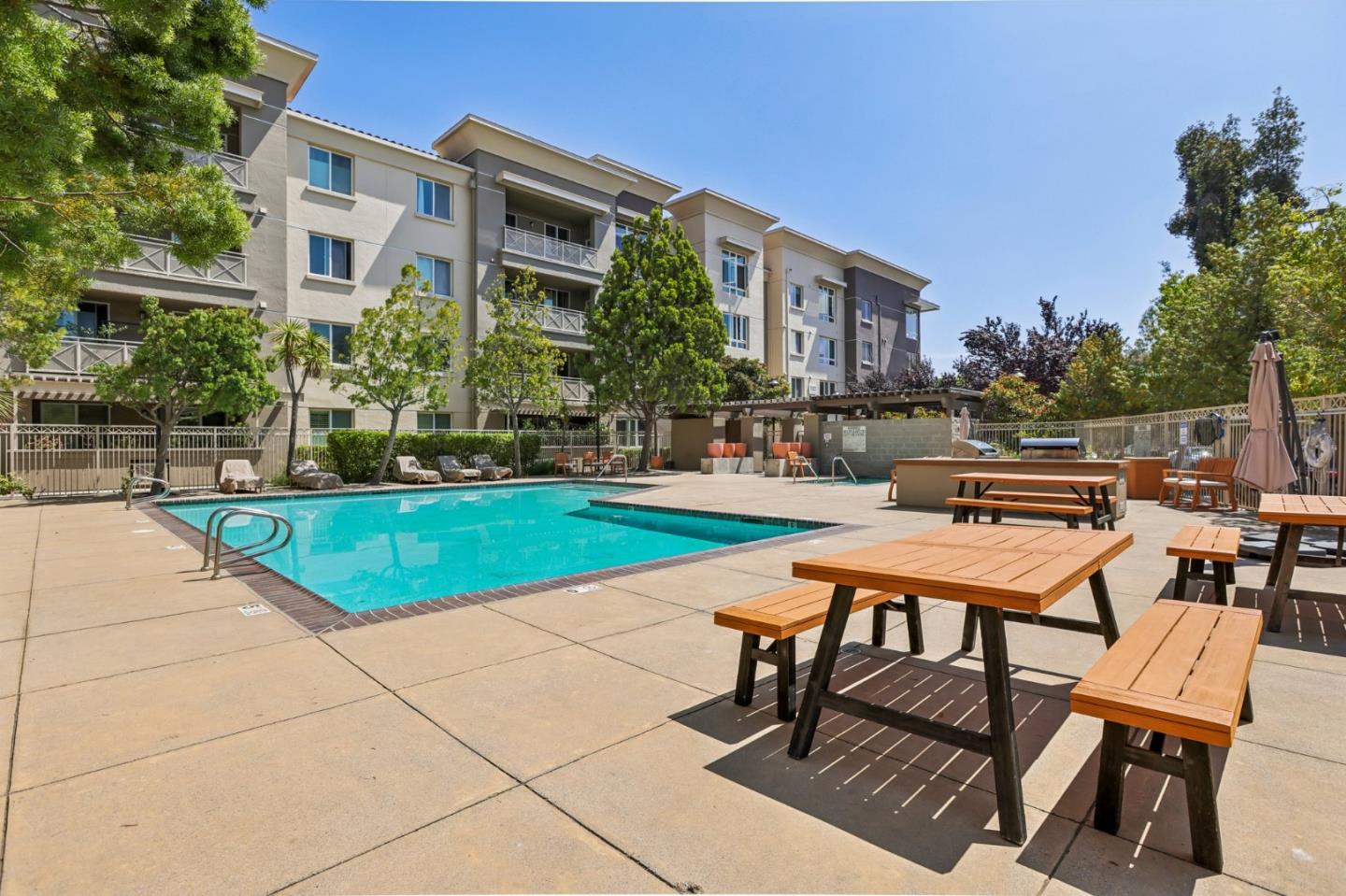 1101 S Main ST 118