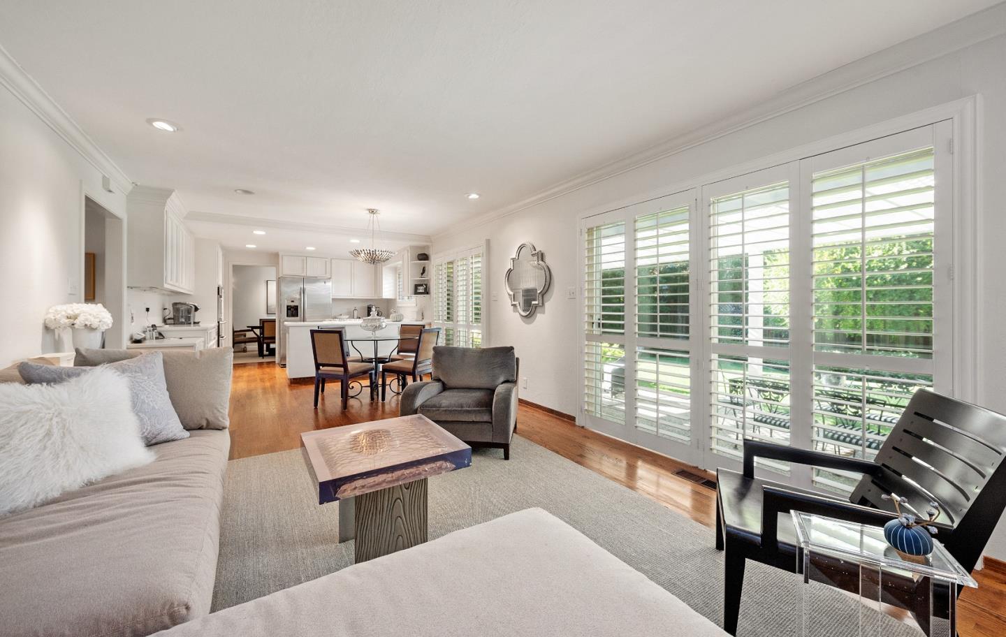 1980 Camino De Los Robles