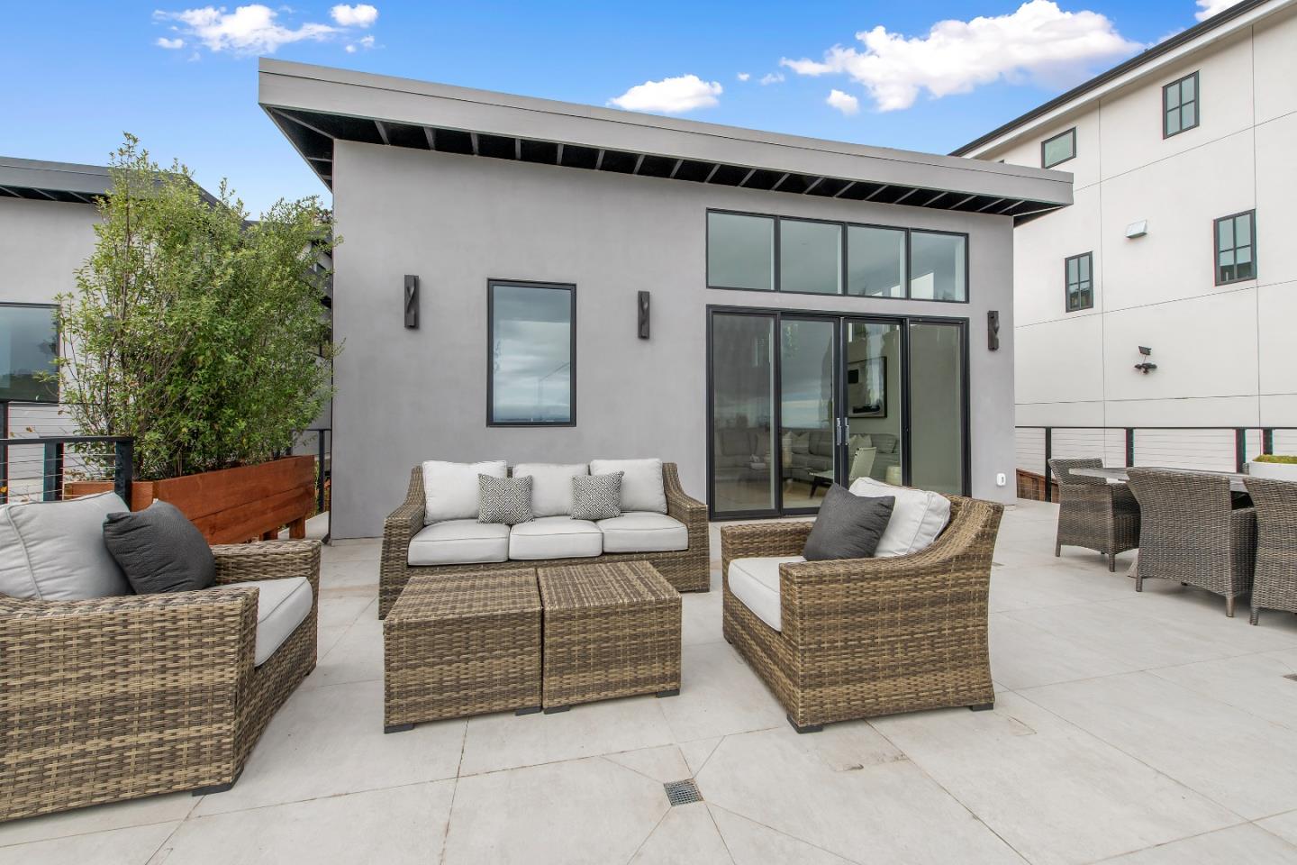 21 Highland Avenue